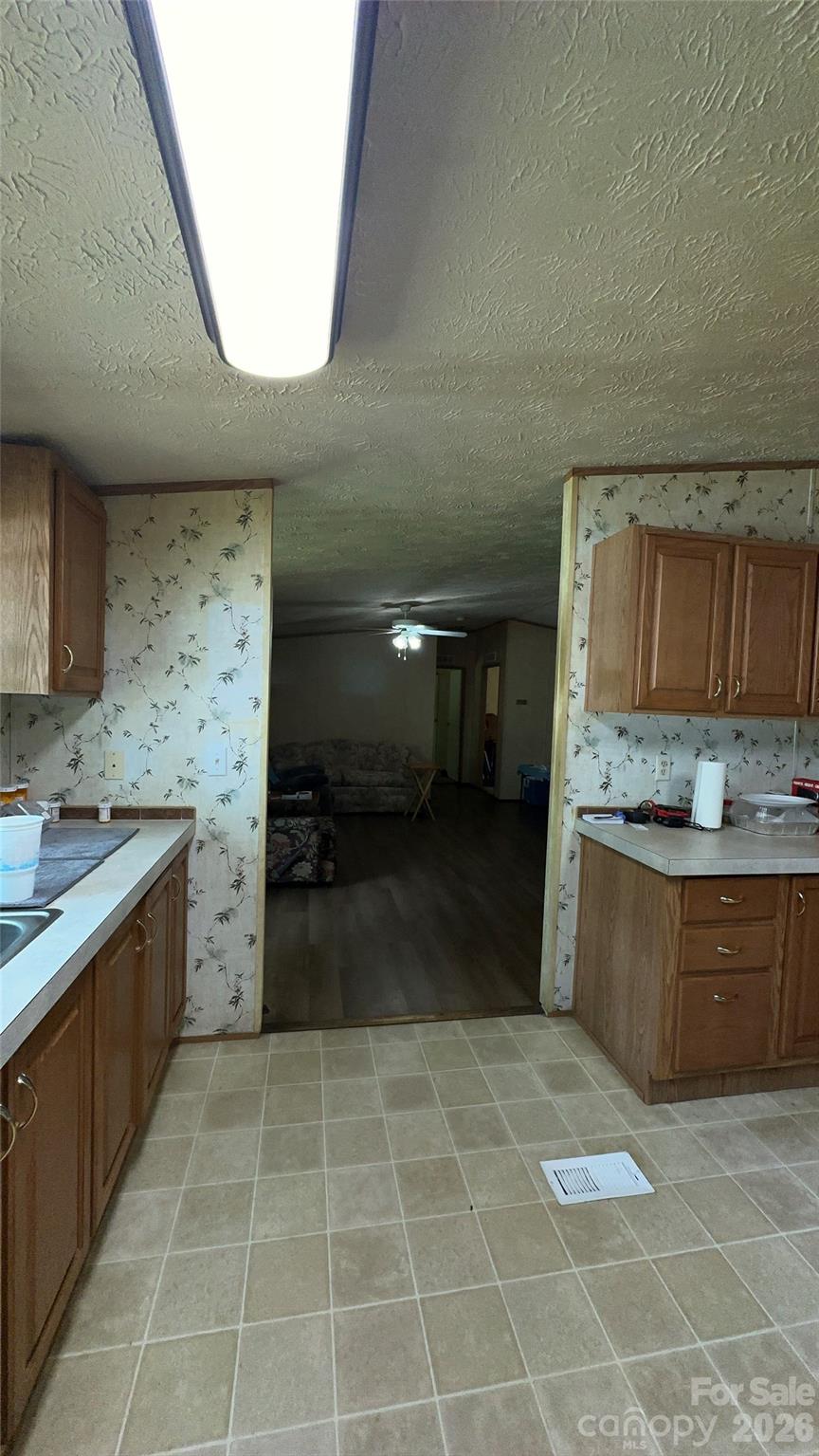294 E Lester Lane — Hendersonville
