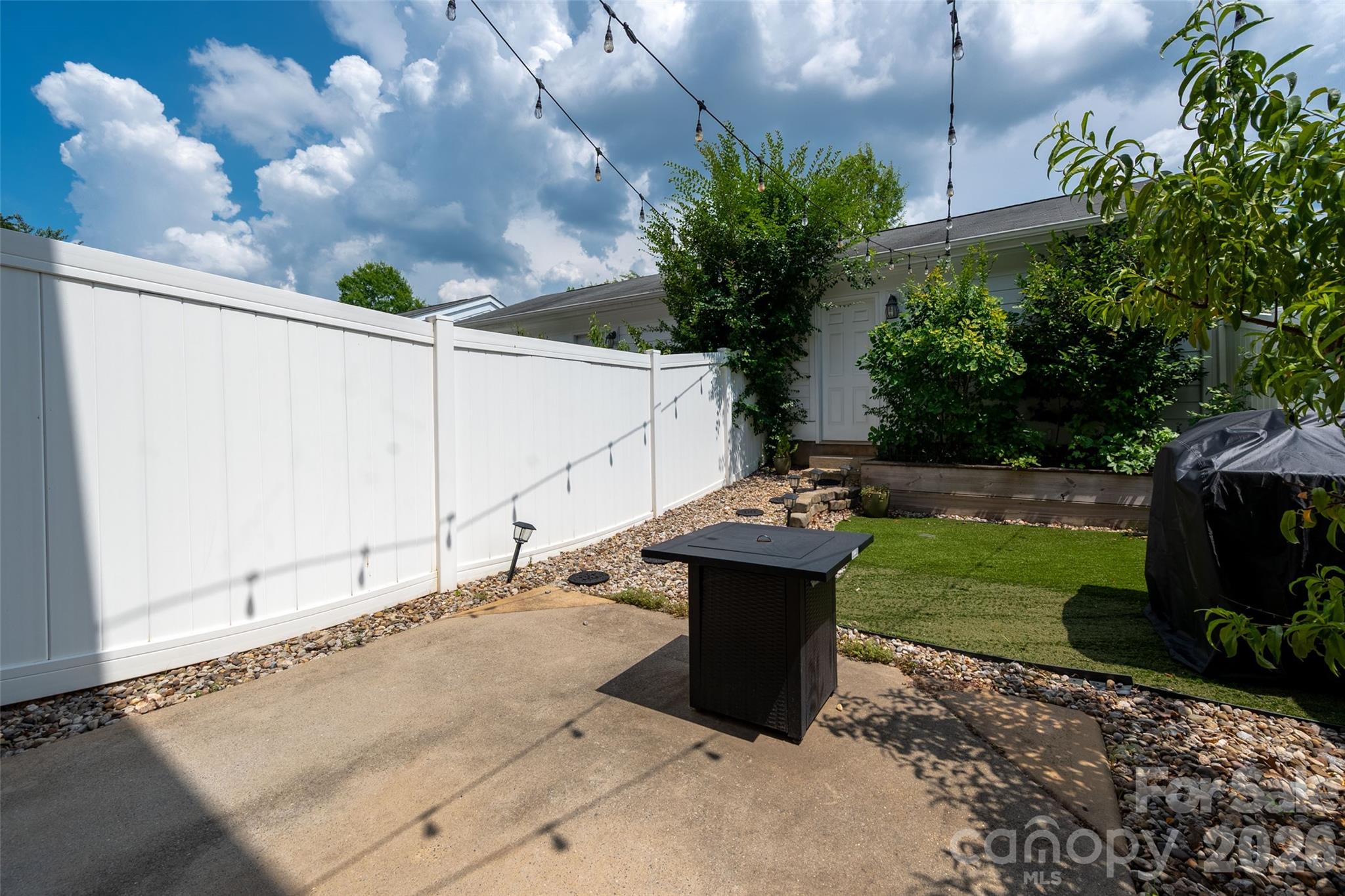 11201 Cedar Walk Lane — Charlotte
