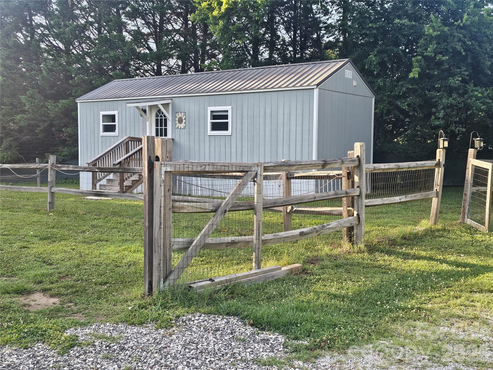 4650 NC 801 Highway — Woodleaf
