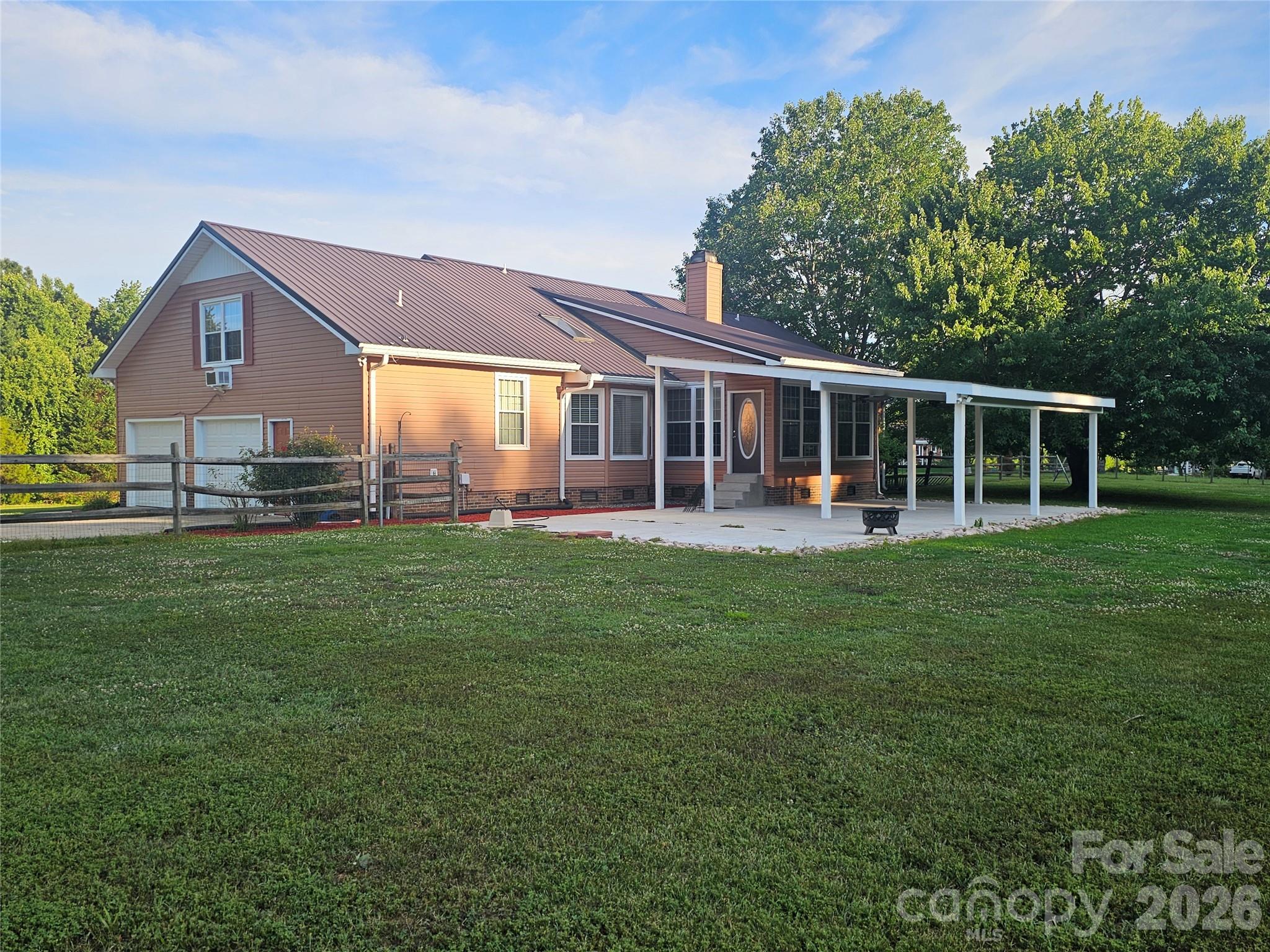 4650 NC 801 Highway — Woodleaf