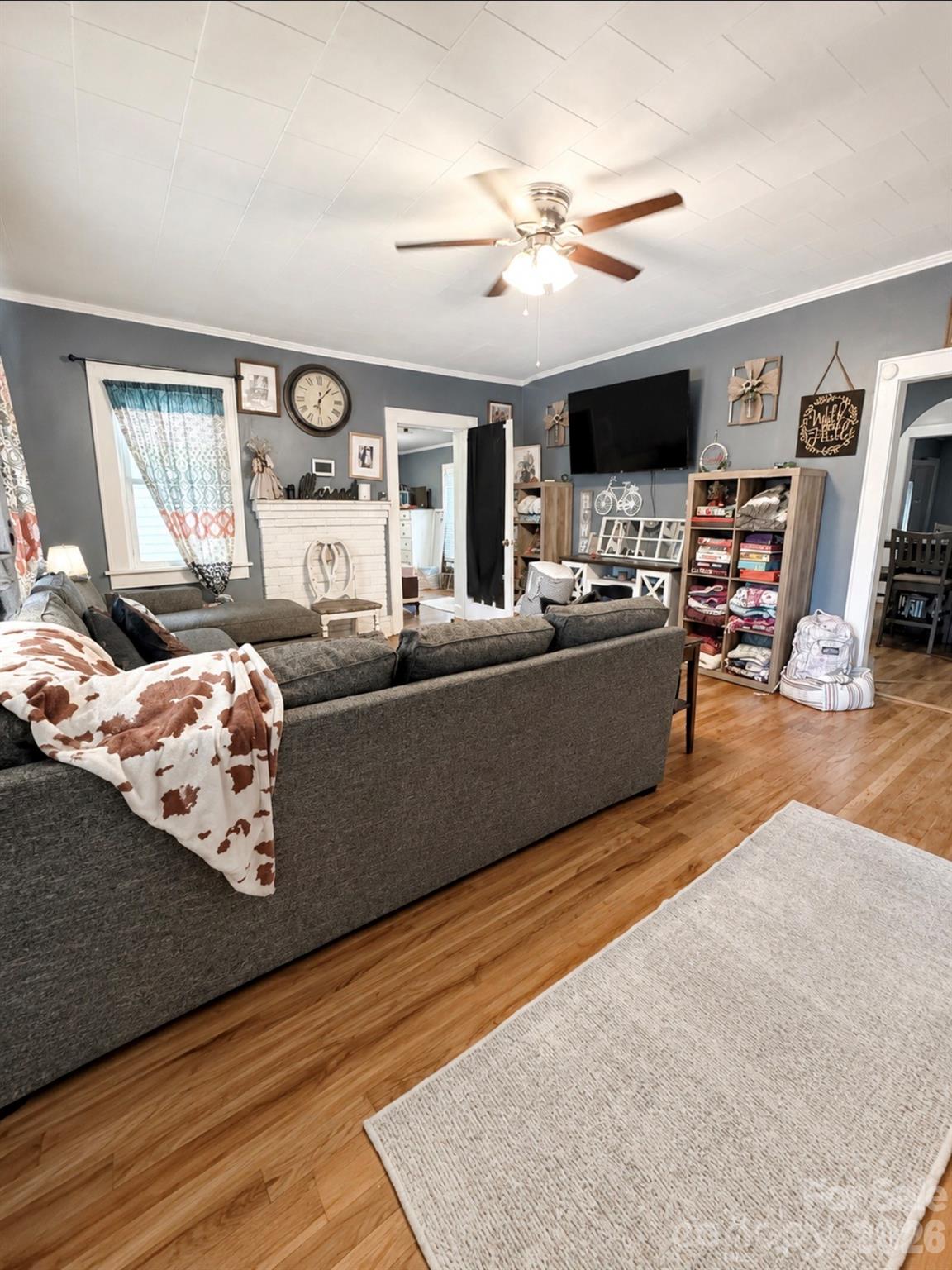 525 Shinn Circle — Norwood