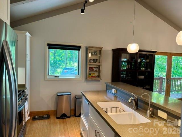 1209 Mckinney Gap Drive — Mars Hill