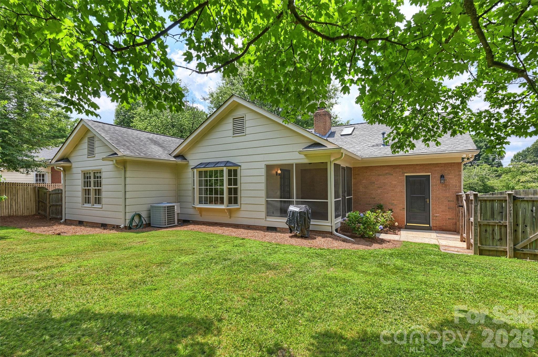4307 Glenfall Avenue — Charlotte