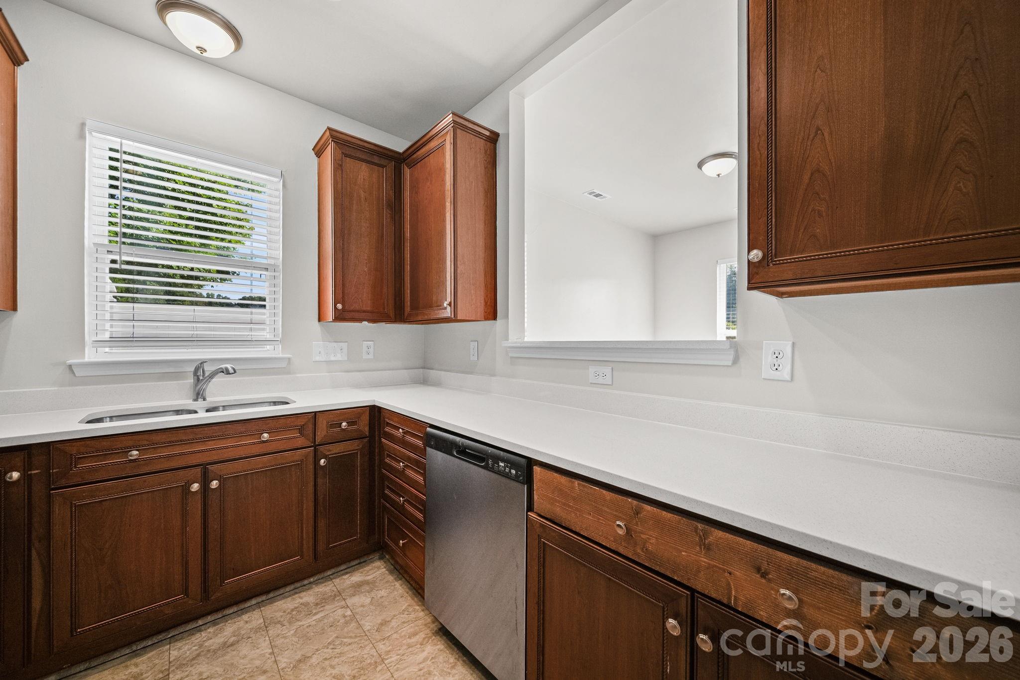 4104 Vance Road N — Huntersville
