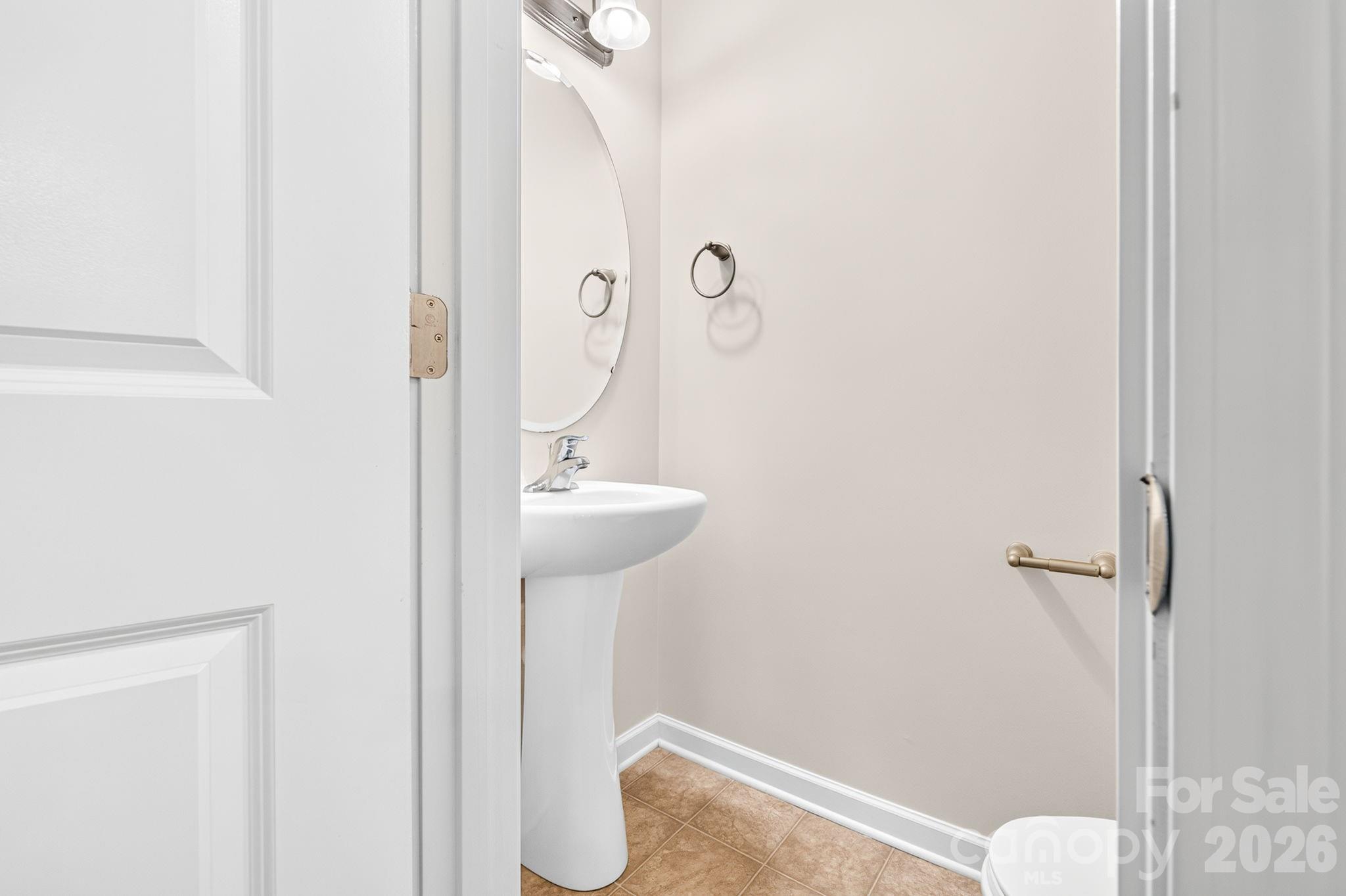 13505 Browhill Lane — Charlotte