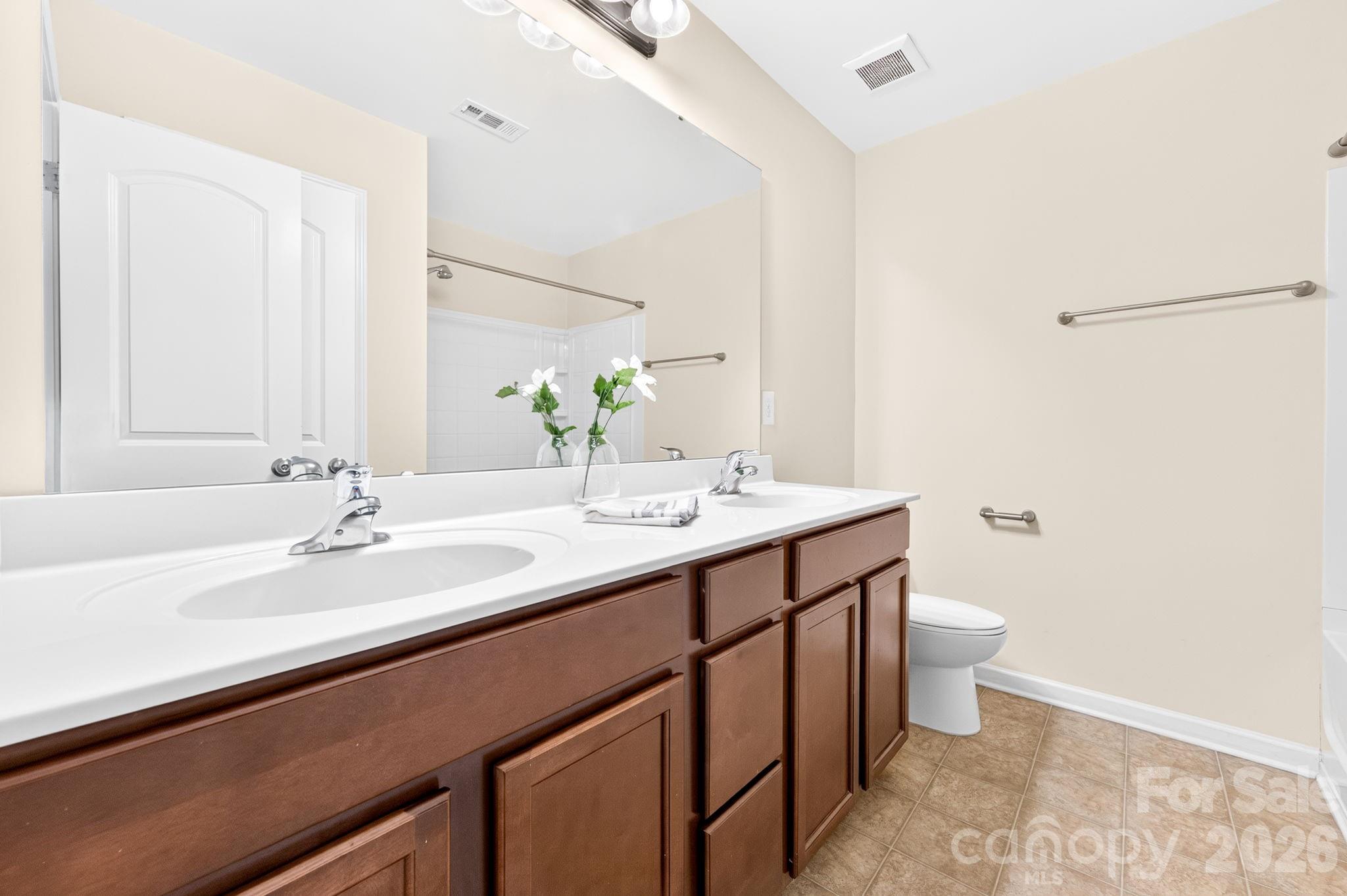 13505 Browhill Lane — Charlotte