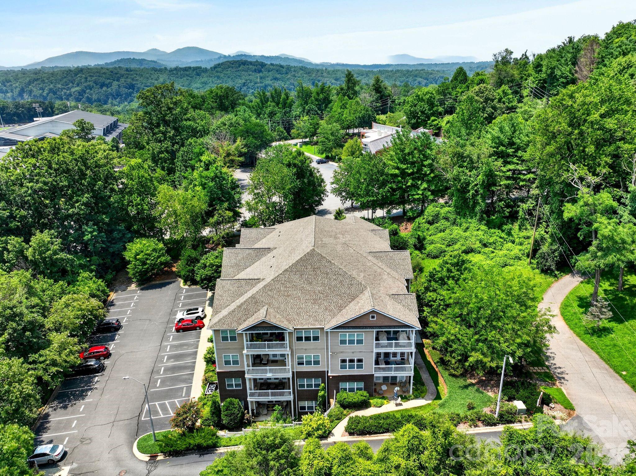 40 Hyannis Drive #202 — Asheville