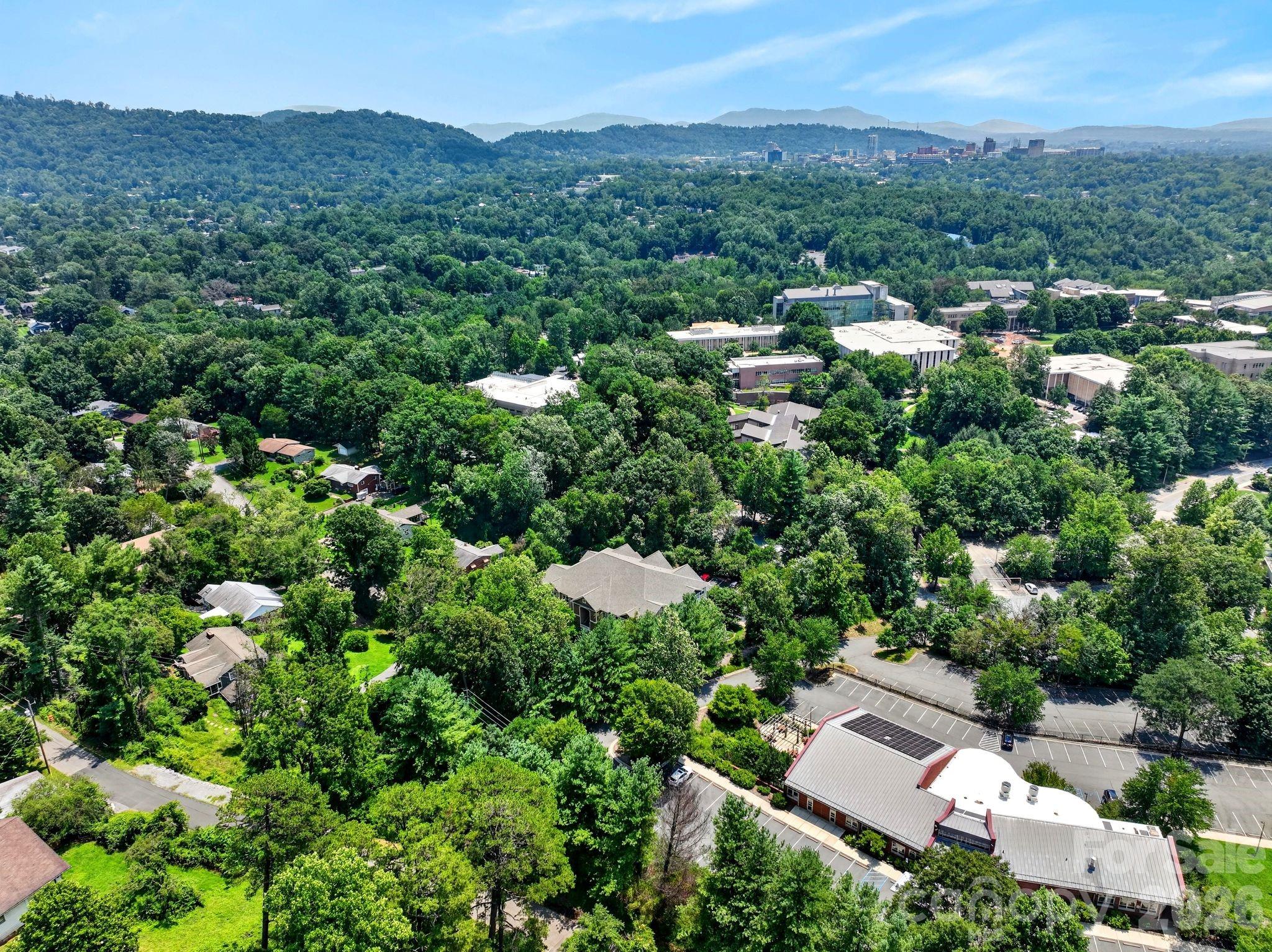 40 Hyannis Drive #202 — Asheville