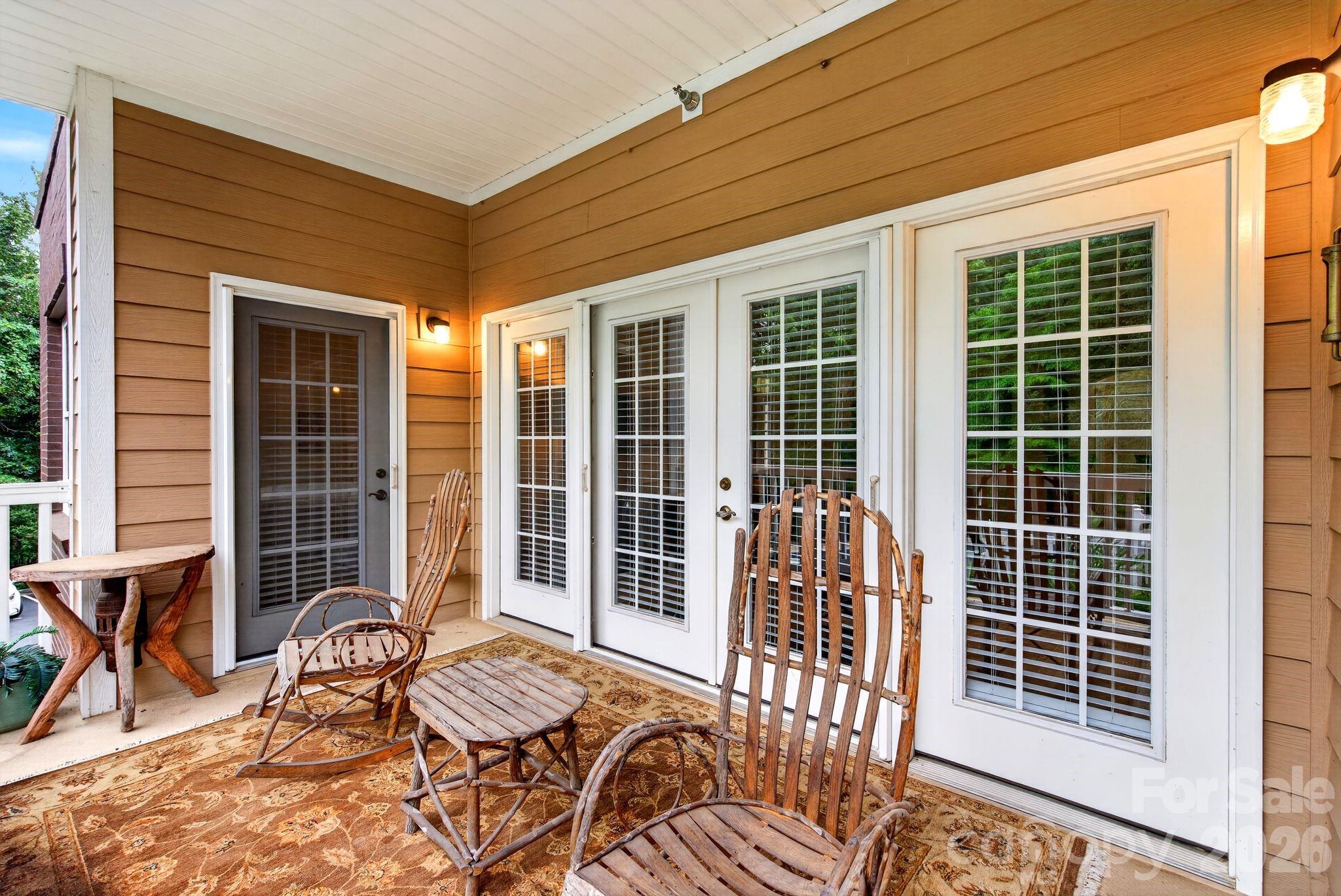 40 Hyannis Drive #202 — Asheville