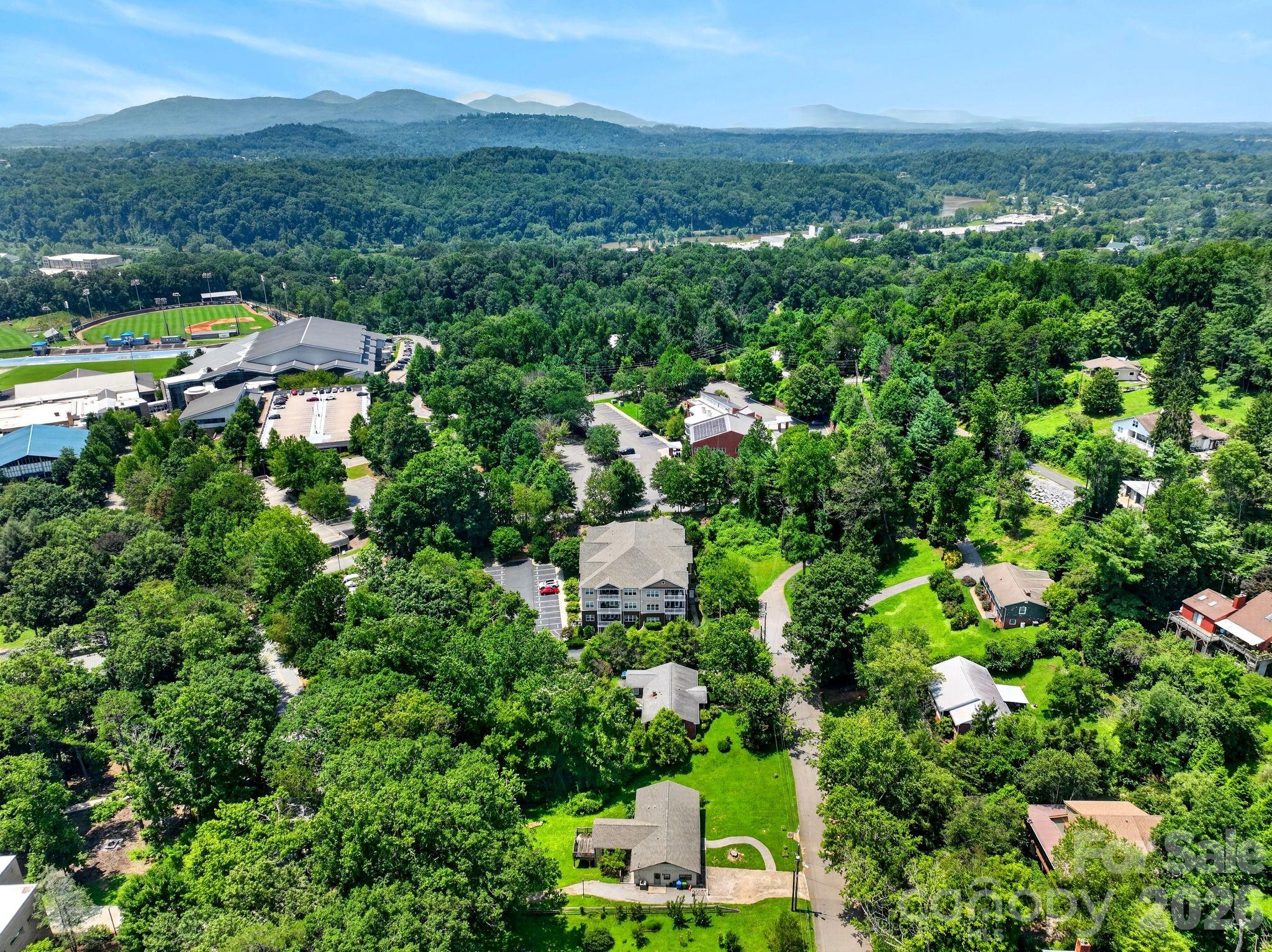 40 Hyannis Drive #202 — Asheville