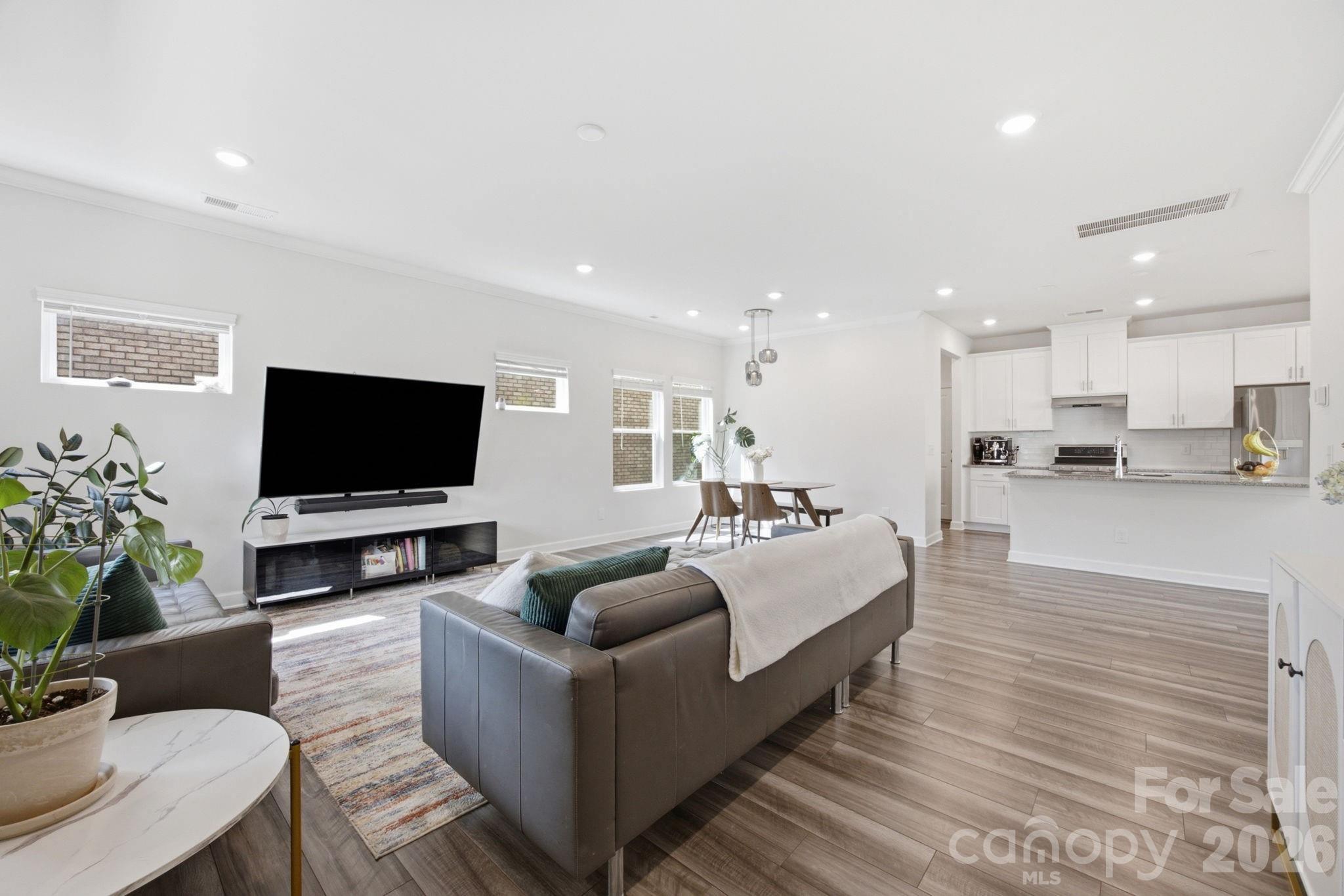 1218 Colgher Street — Charlotte