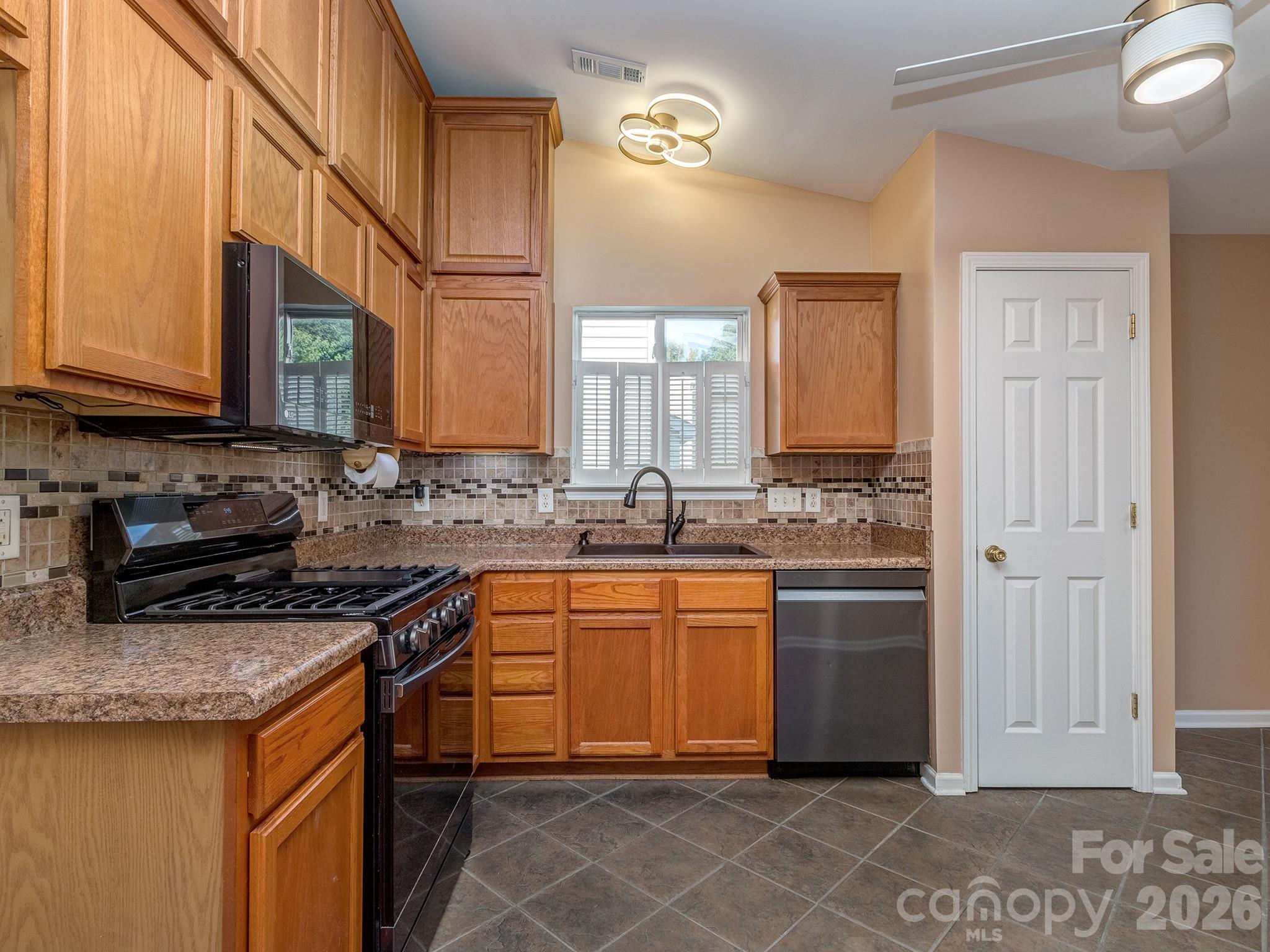 13050 Planters Row Drive — Charlotte