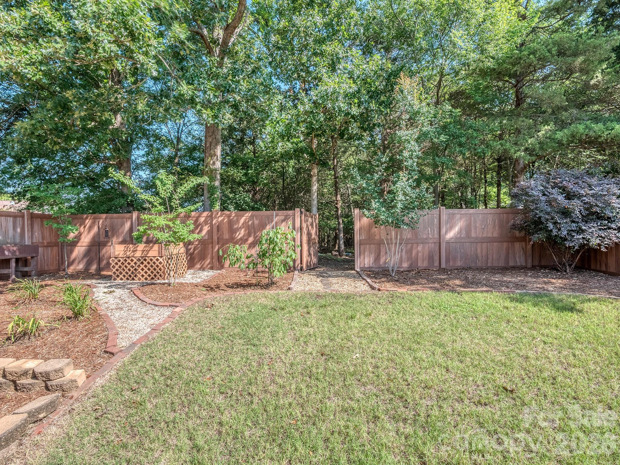13050 Planters Row Drive — Charlotte