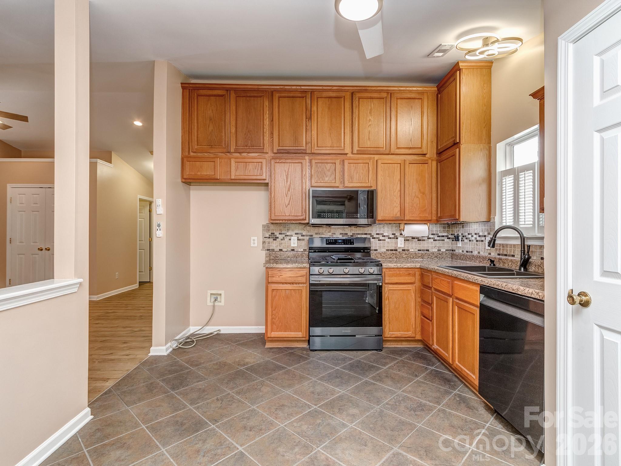 13050 Planters Row Drive — Charlotte