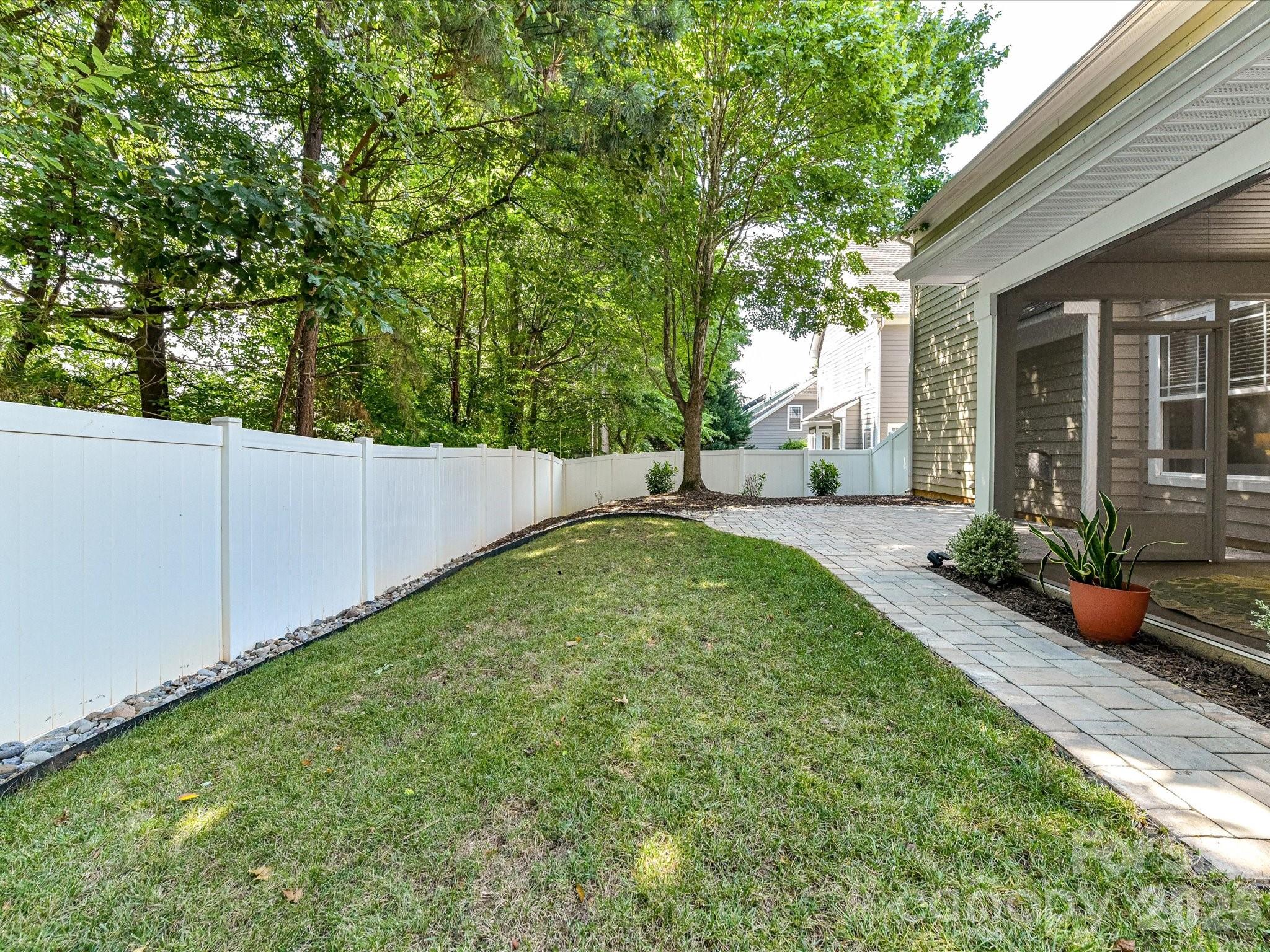 18814 Coachmans Trace — Cornelius