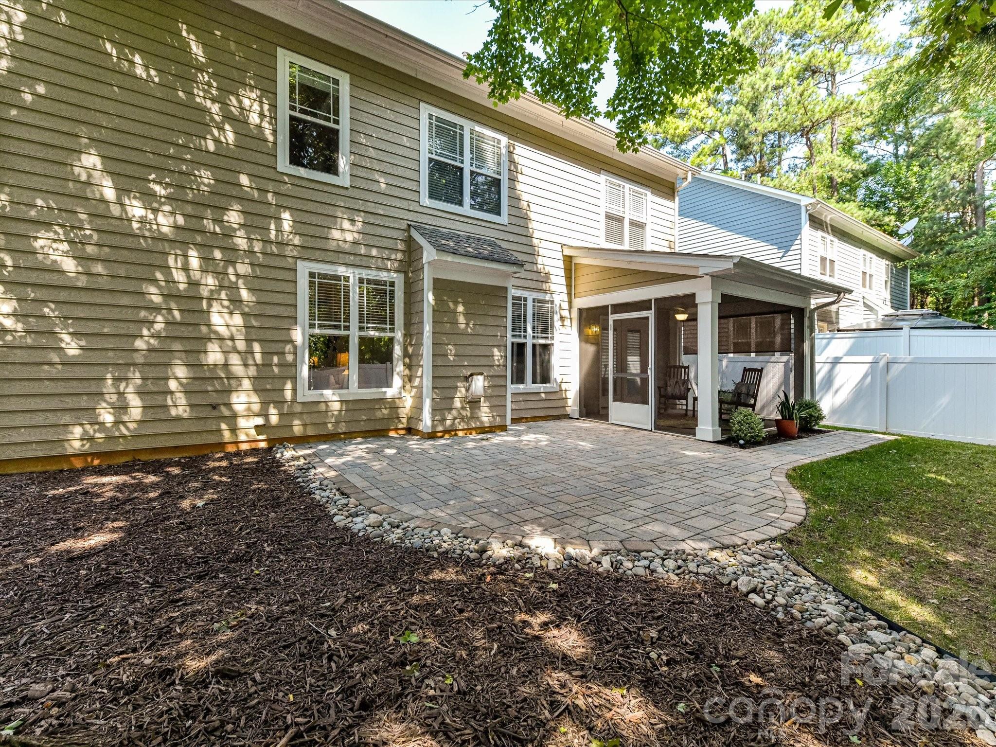 18814 Coachmans Trace — Cornelius