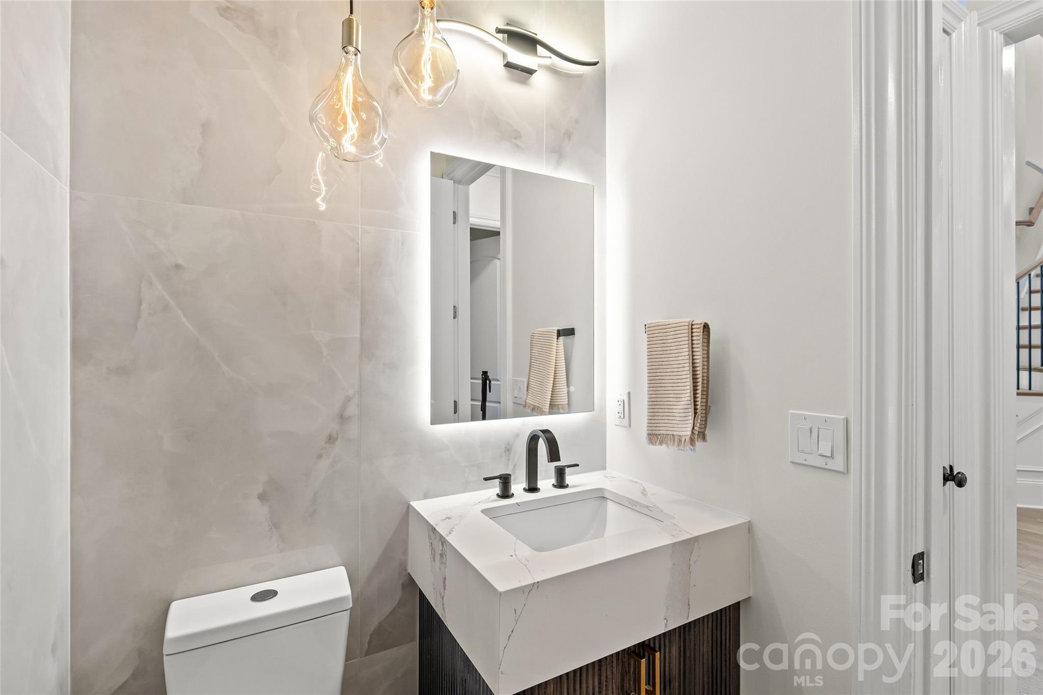 3030 Ashford Glen Drive — Matthews