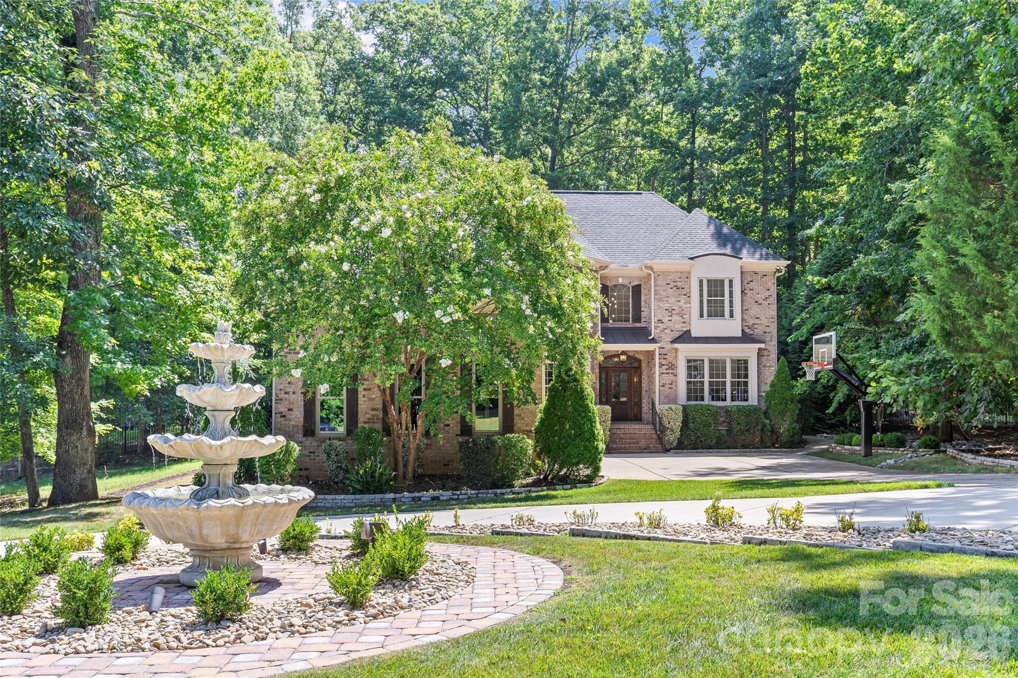 3030 Ashford Glen Drive — Matthews