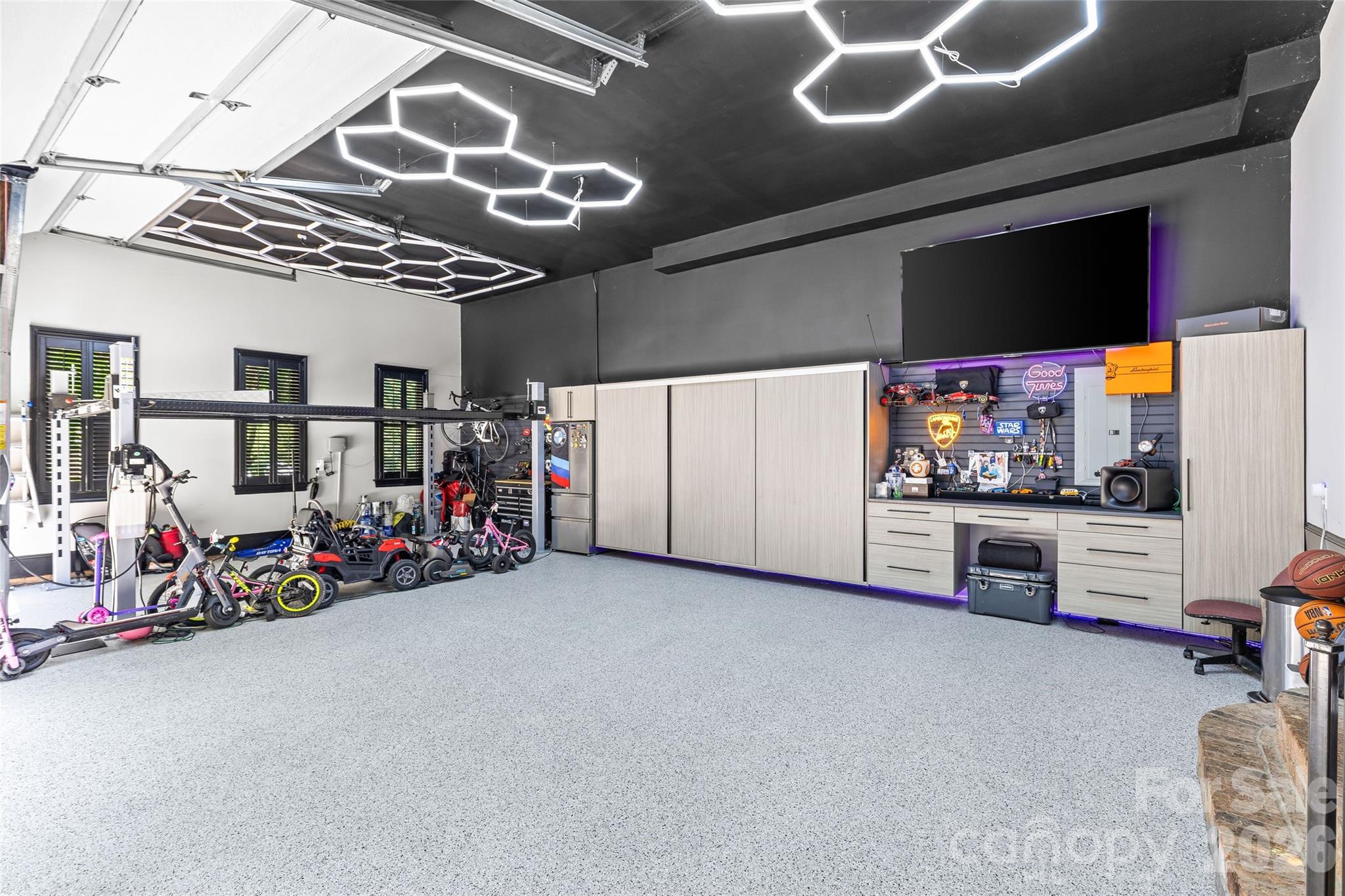3030 Ashford Glen Drive — Matthews