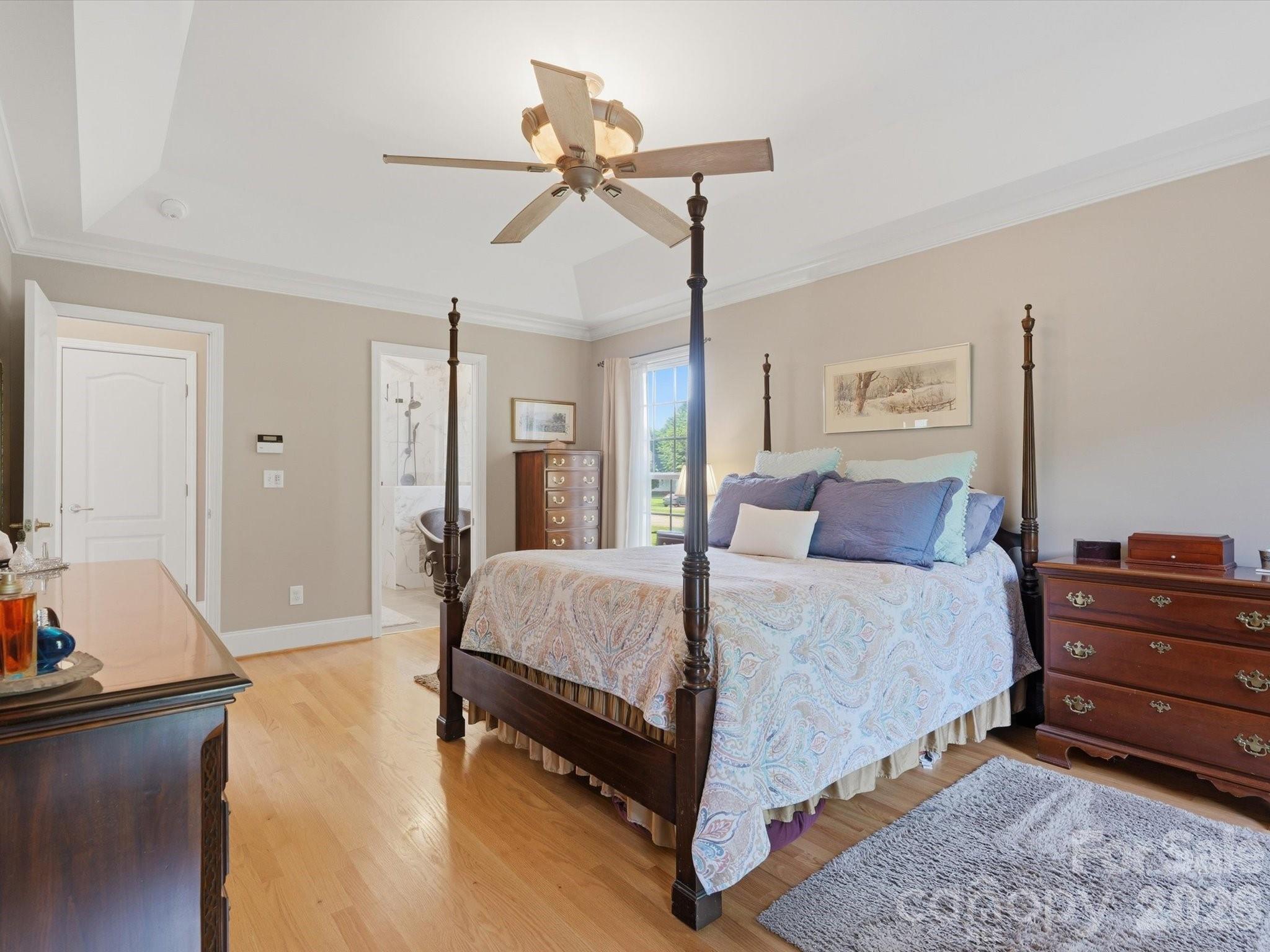3009 Mason Court — Clover