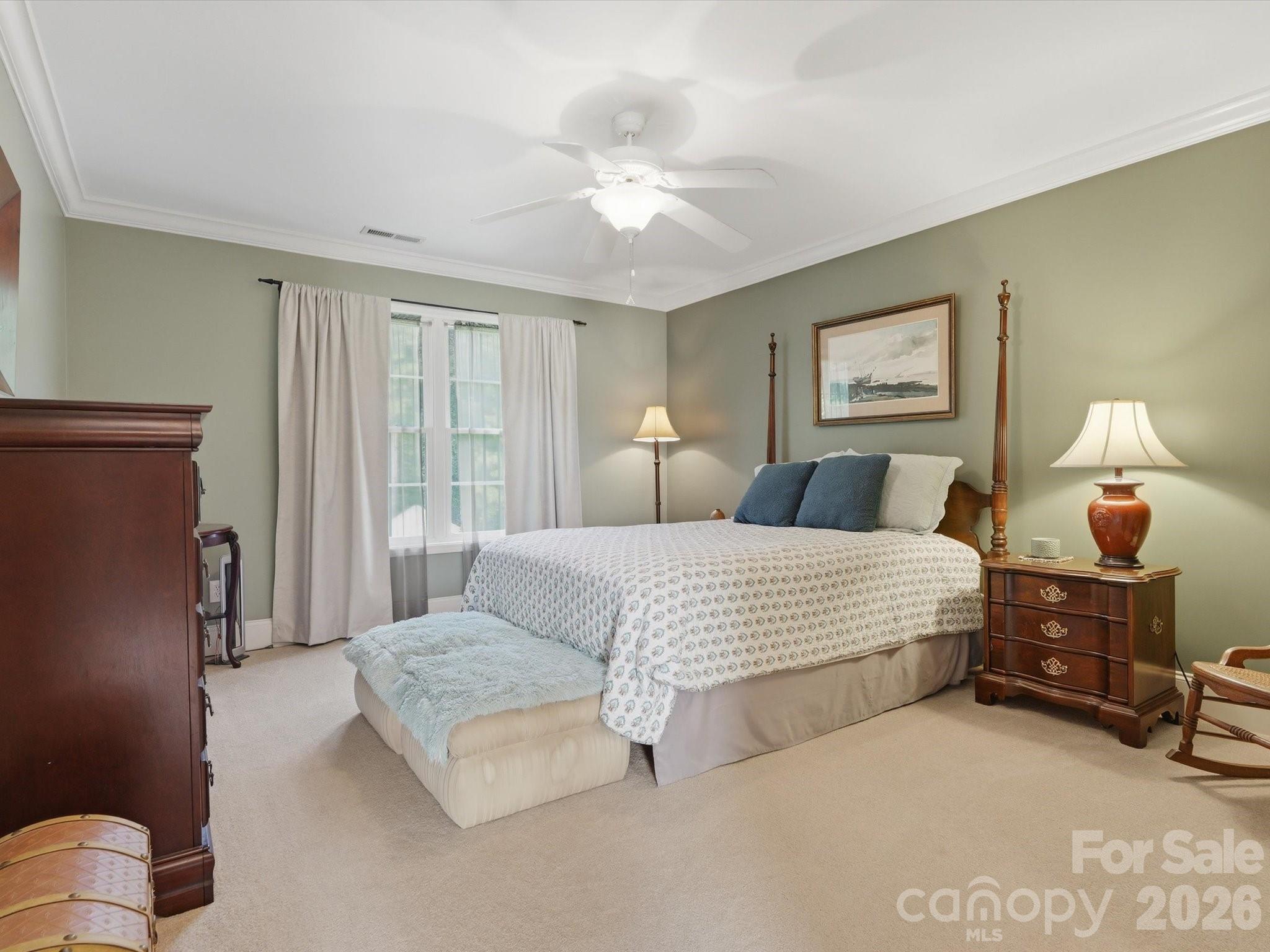 3009 Mason Court — Clover