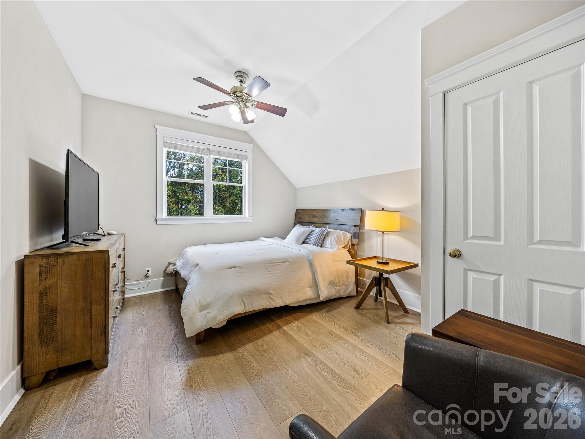 1513 Kentmere Lane — Asheville