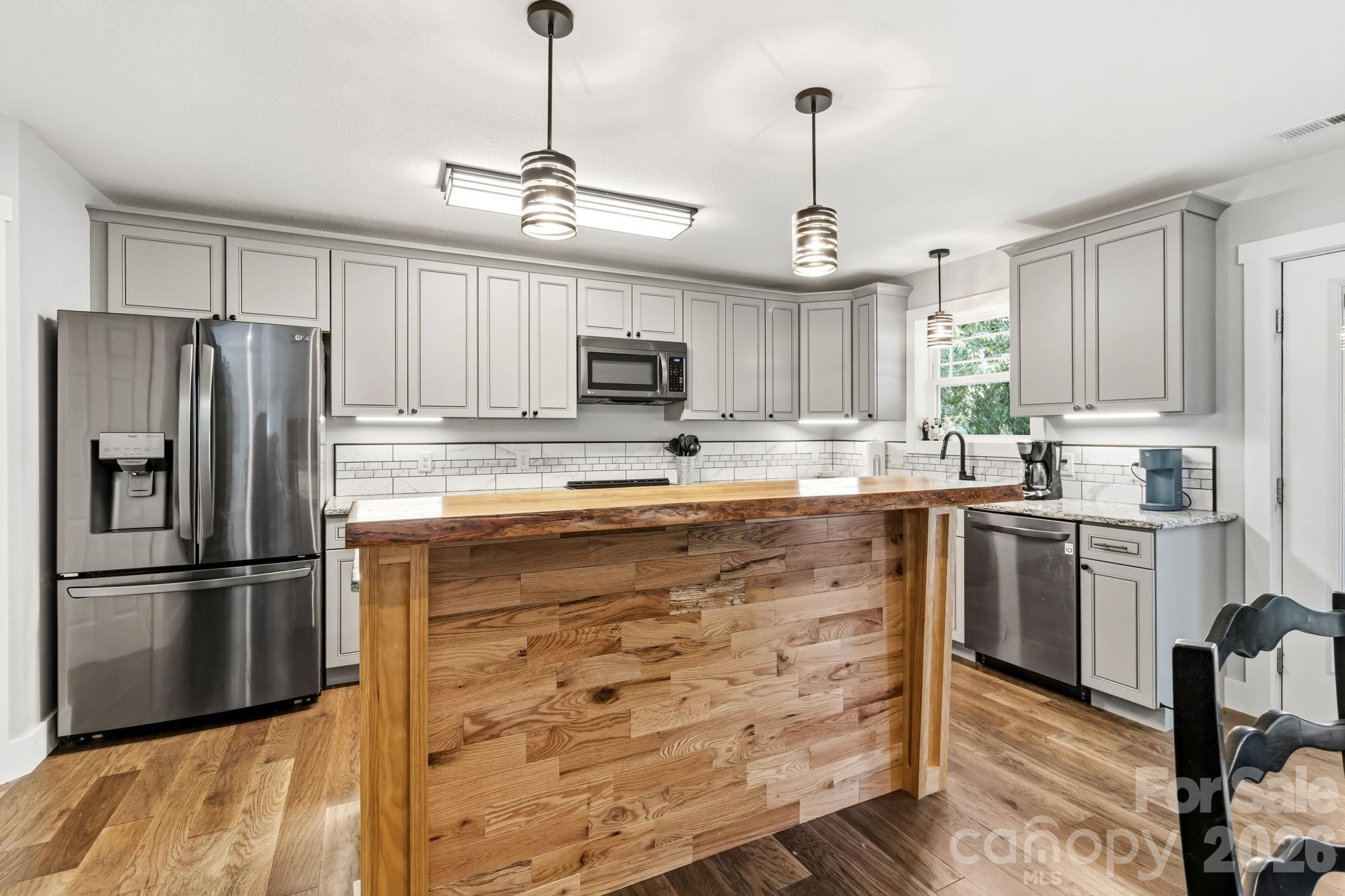 34 Aster Ridge Drive — Waynesville