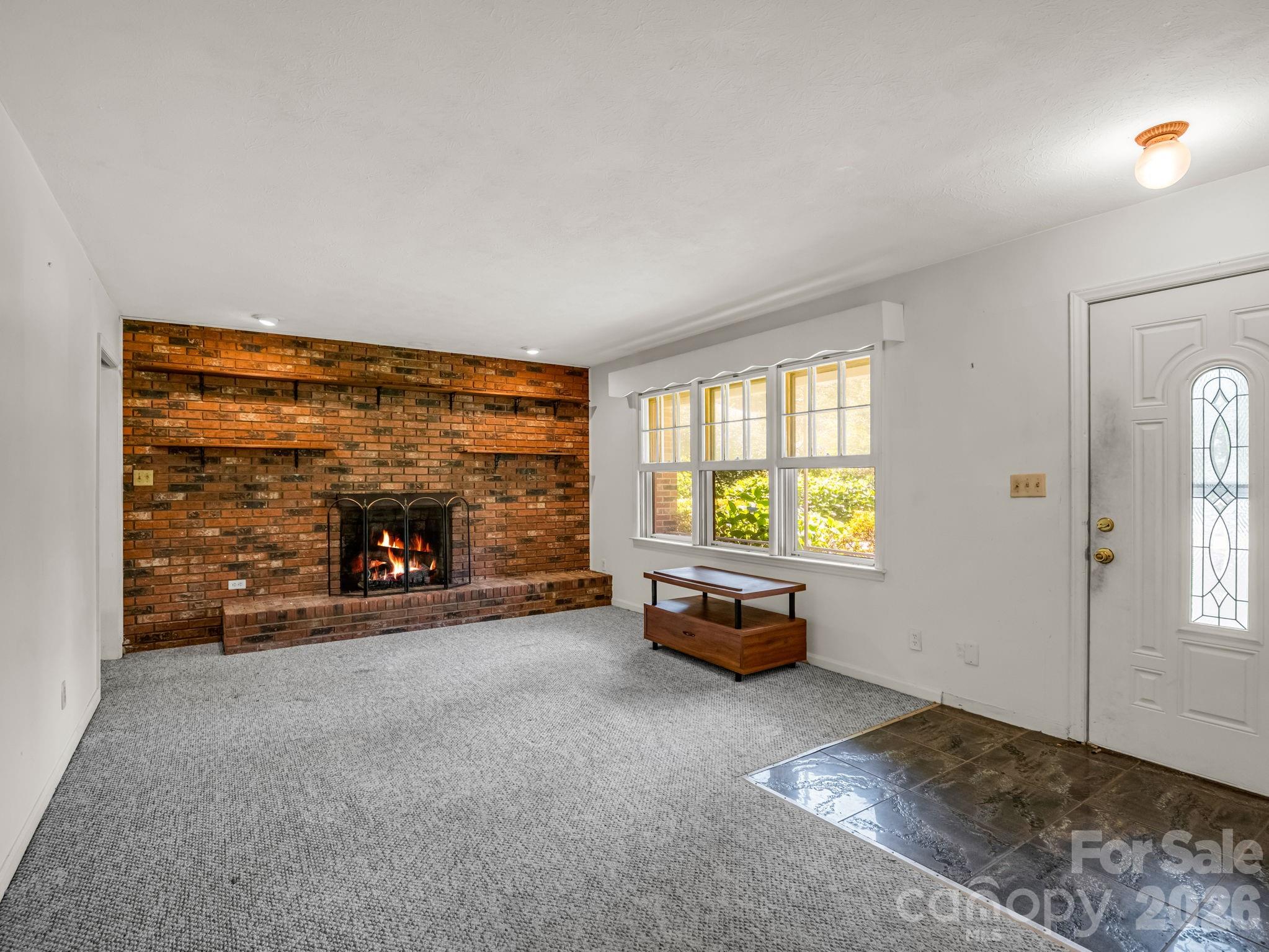 926 Toxaway Court — Hendersonville