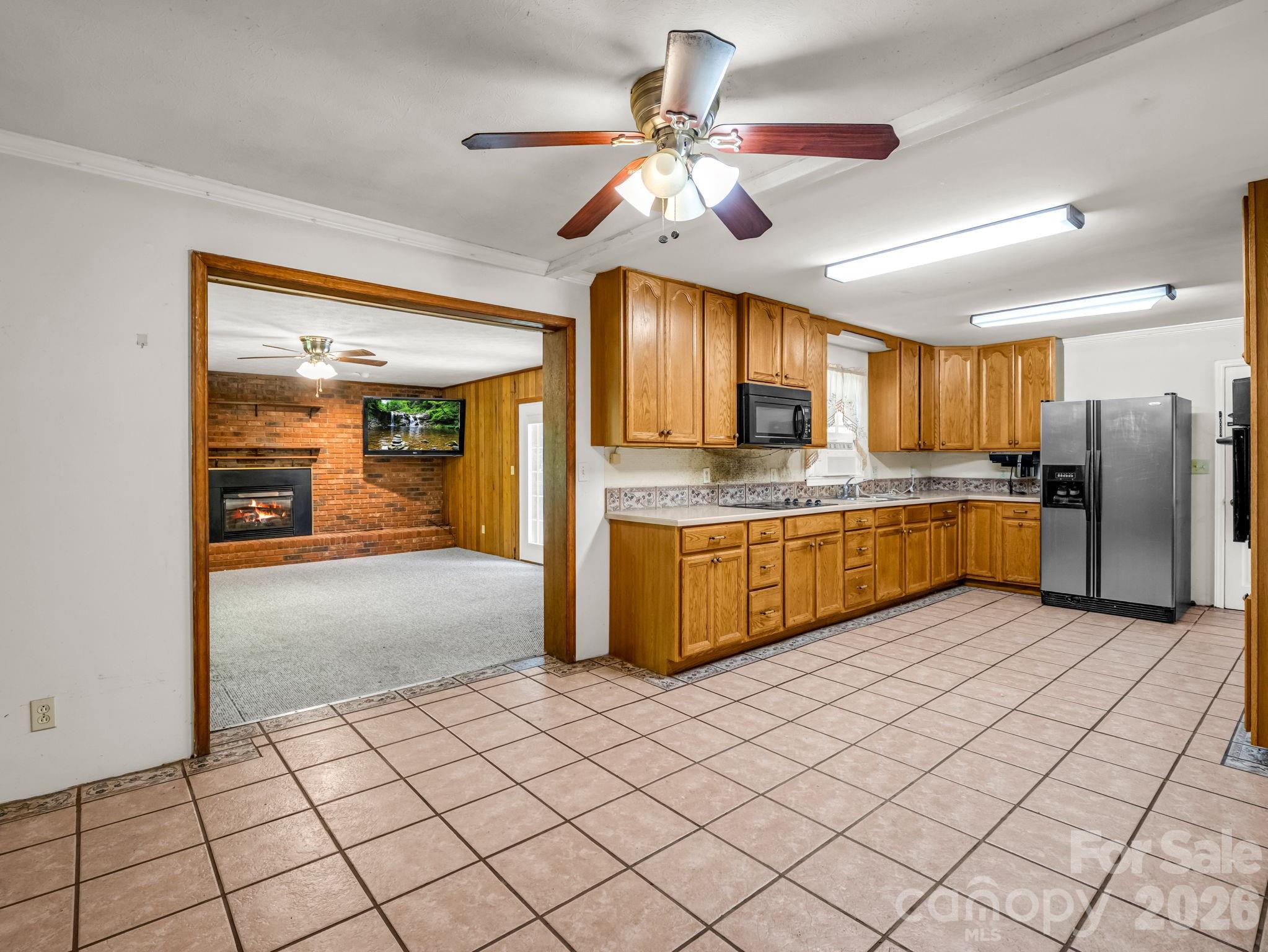 926 Toxaway Court — Hendersonville