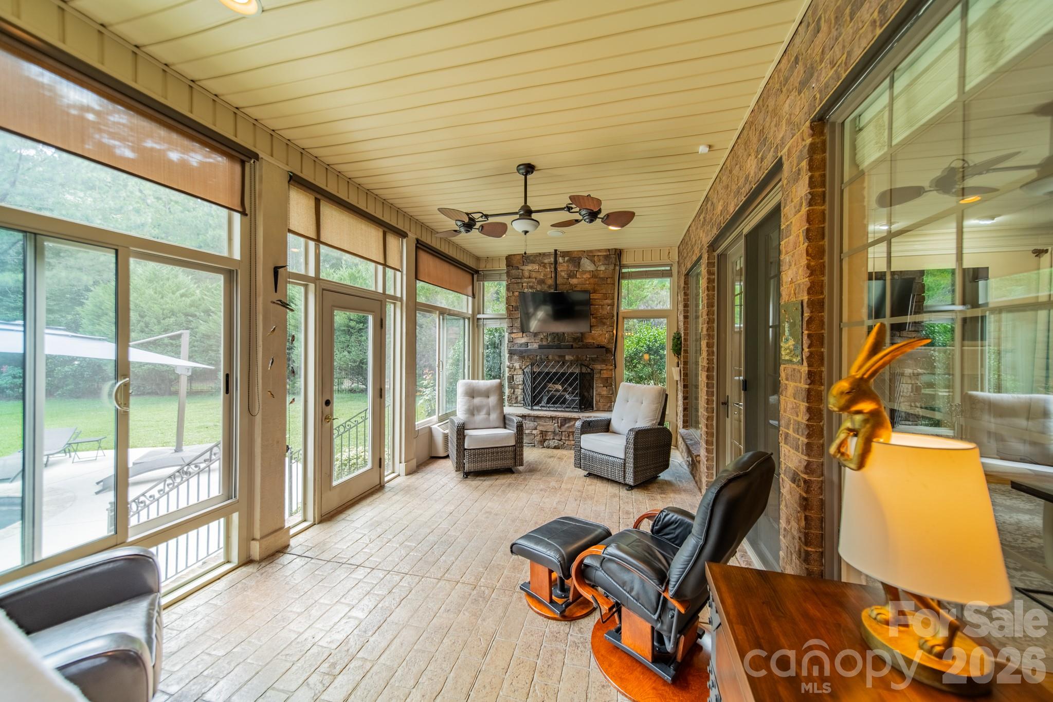 215 Blue River Road — Lake Wylie