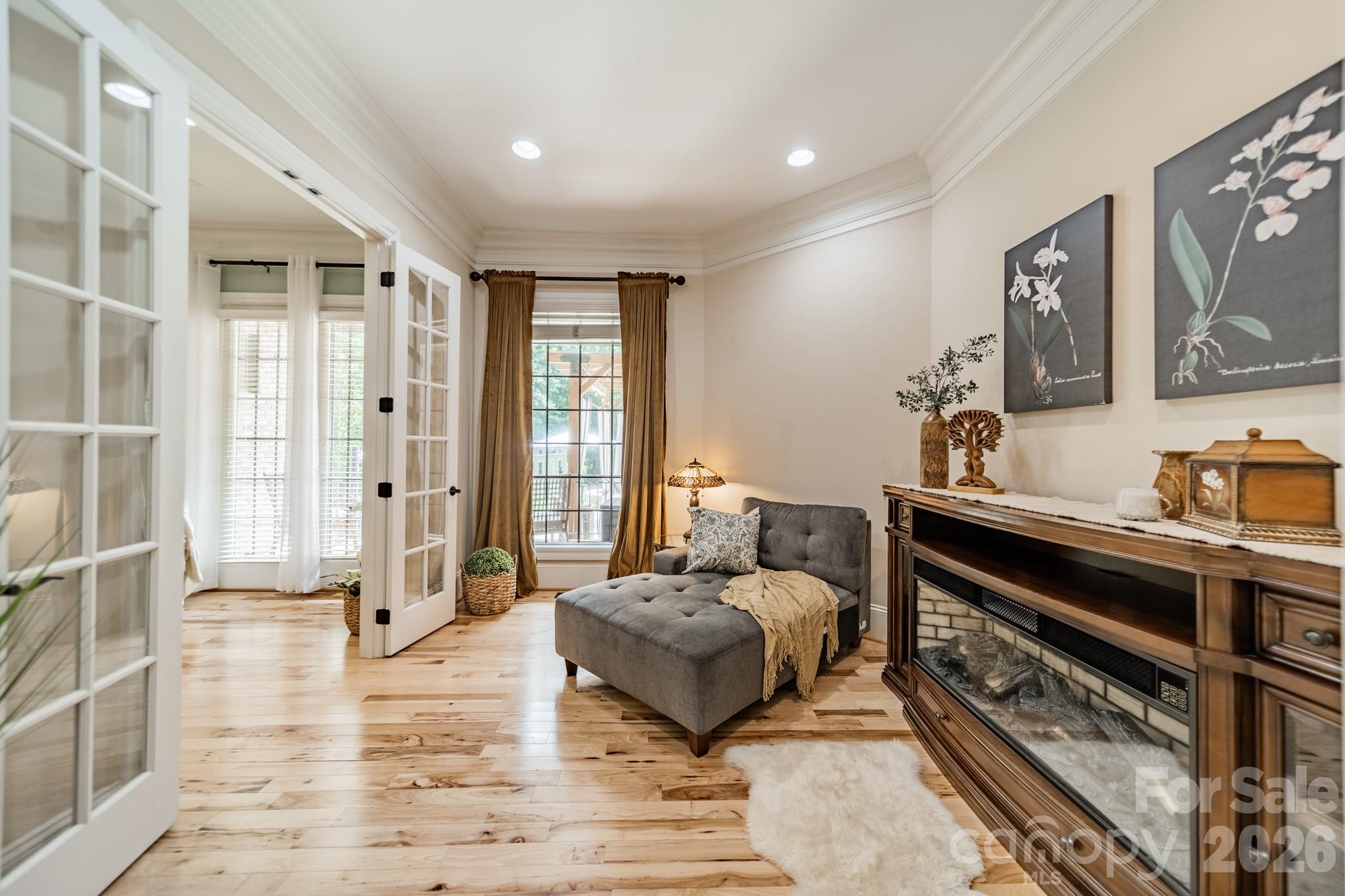 215 Blue River Road — Lake Wylie