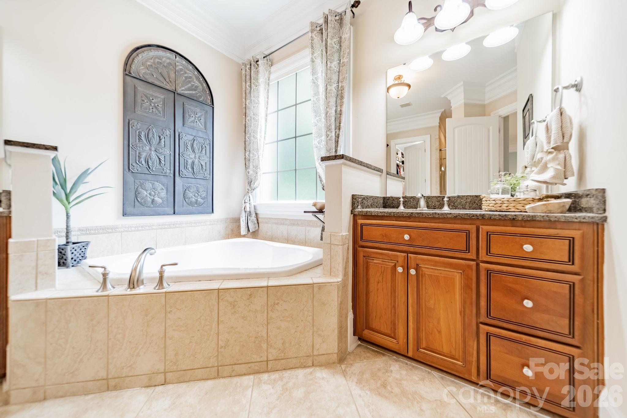 215 Blue River Road — Lake Wylie