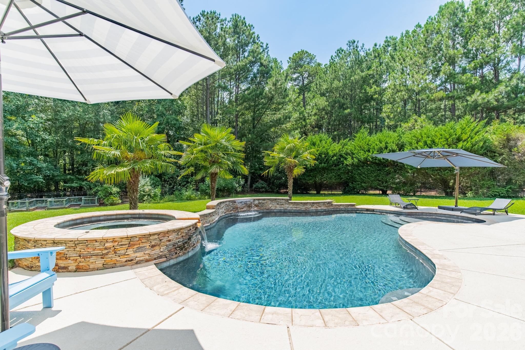 215 Blue River Road — Lake Wylie