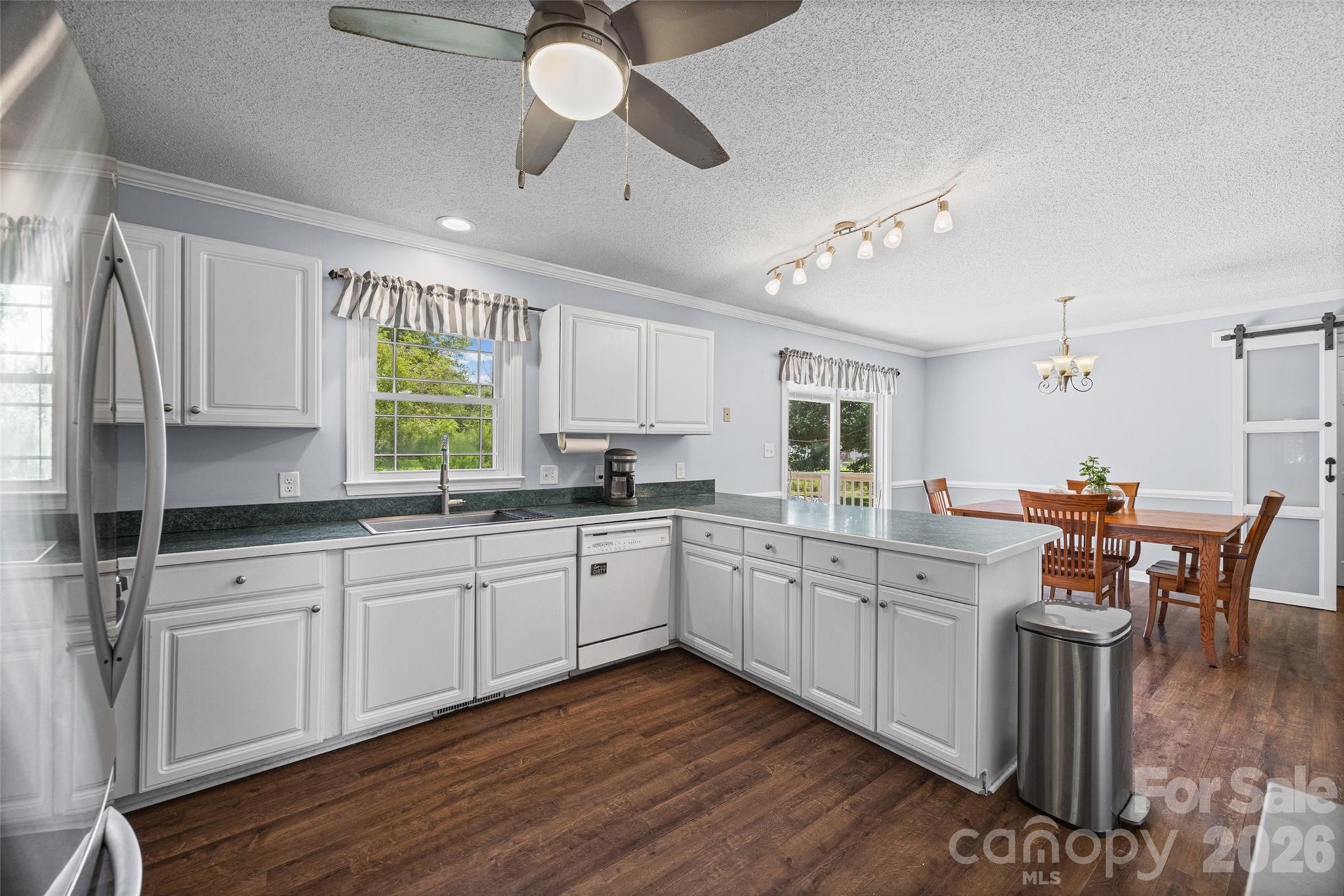 5240 Spring Glen — York