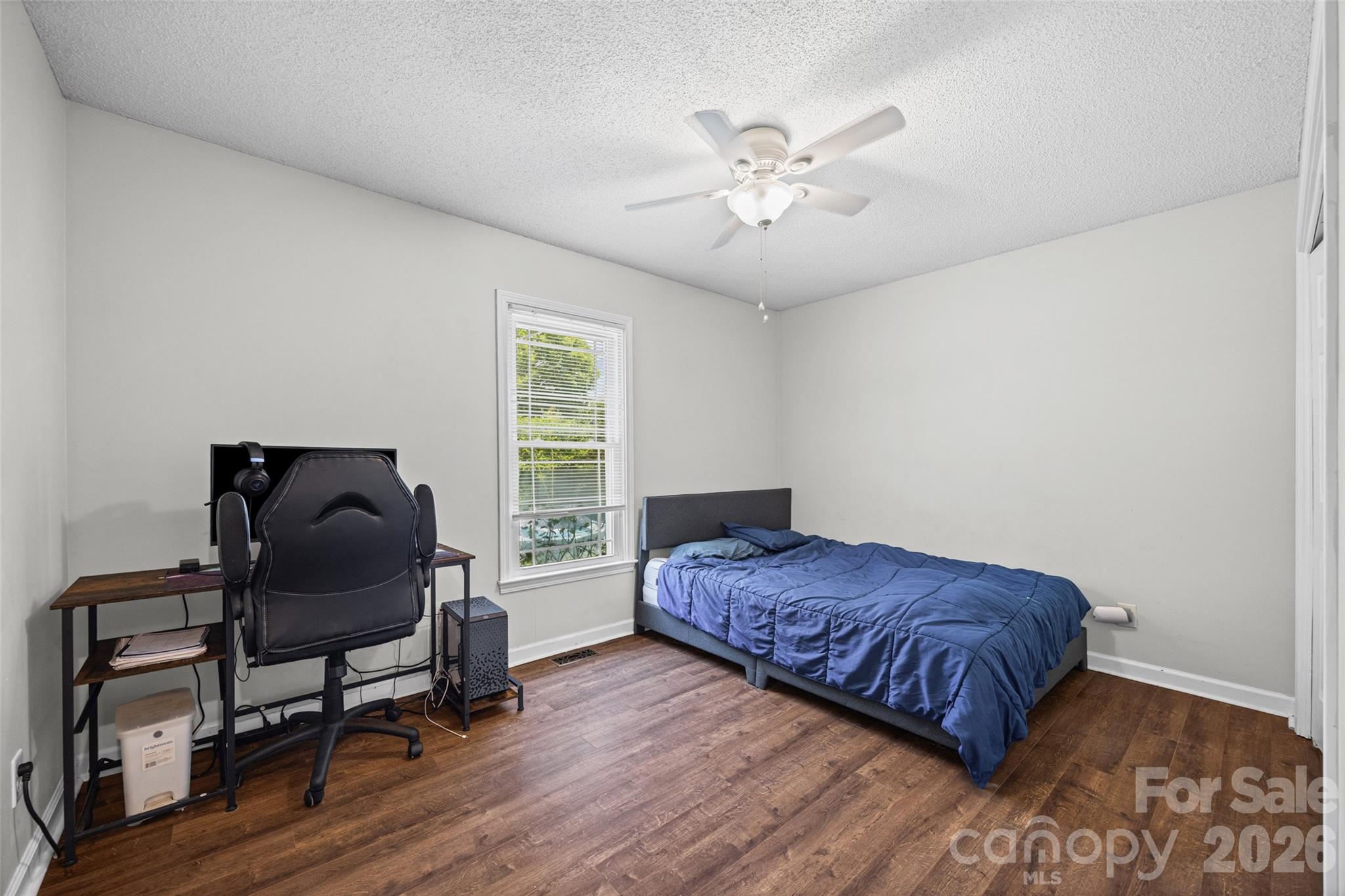 5240 Spring Glen — York