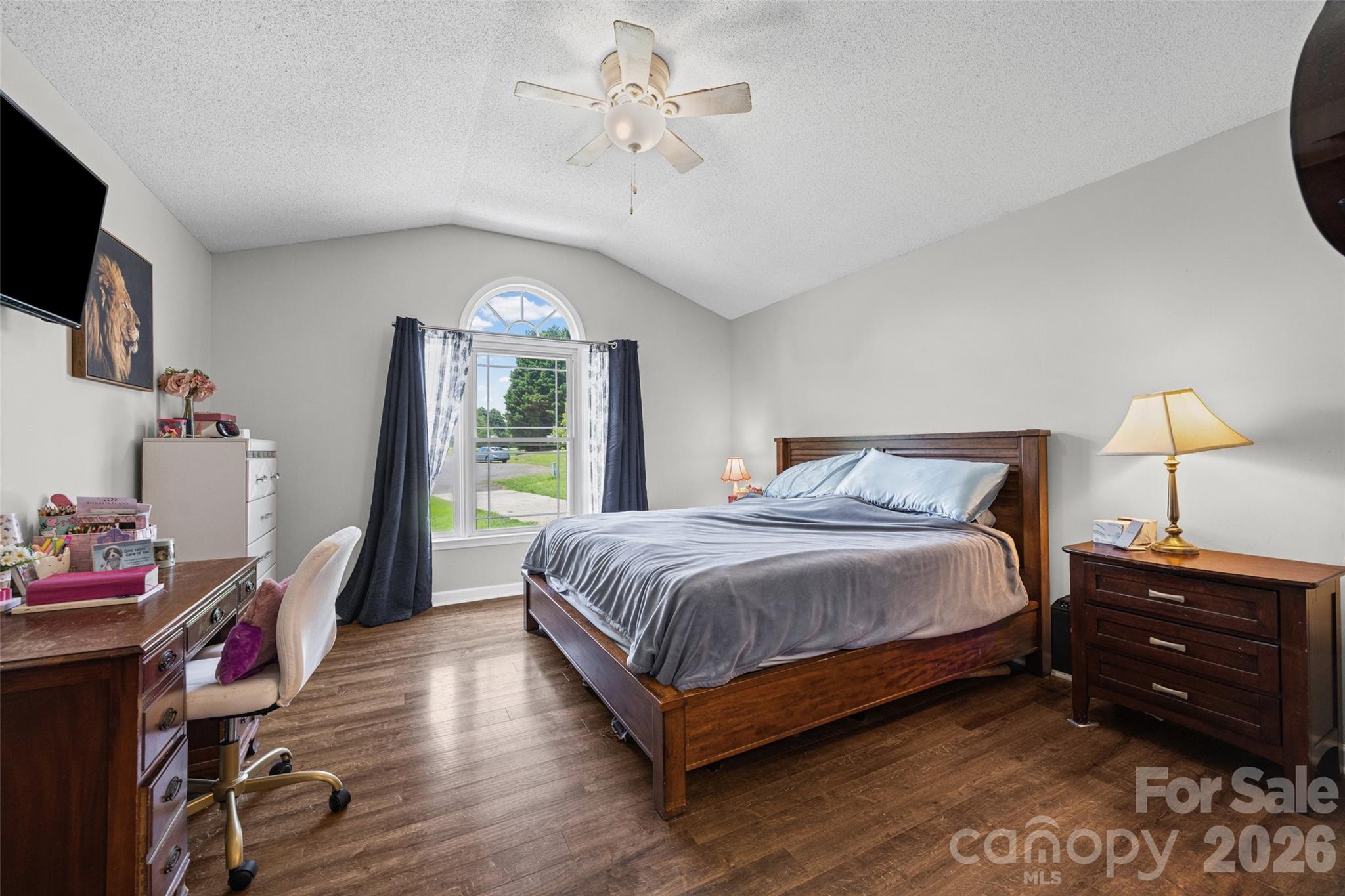 5240 Spring Glen — York