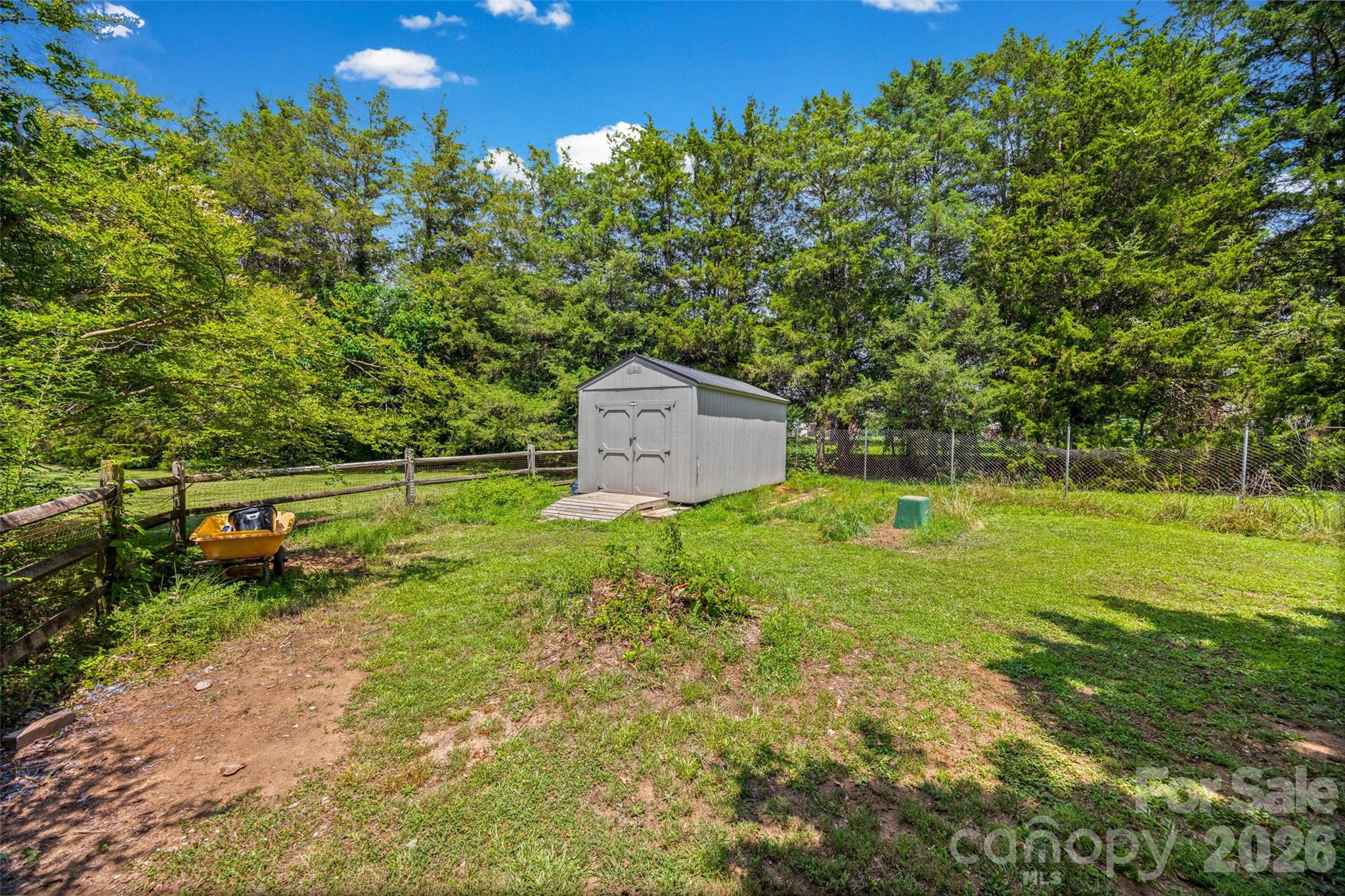5240 Spring Glen — York
