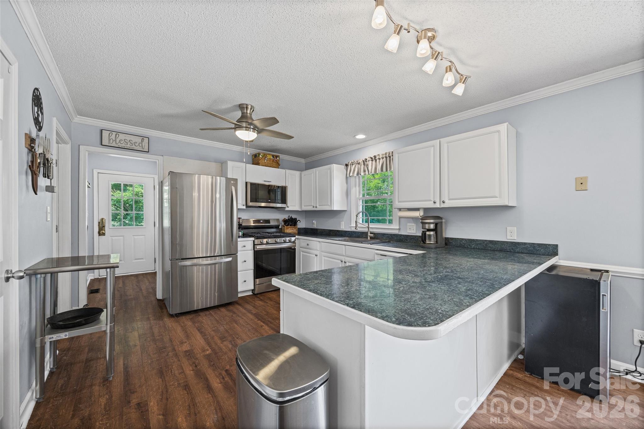5240 Spring Glen — York