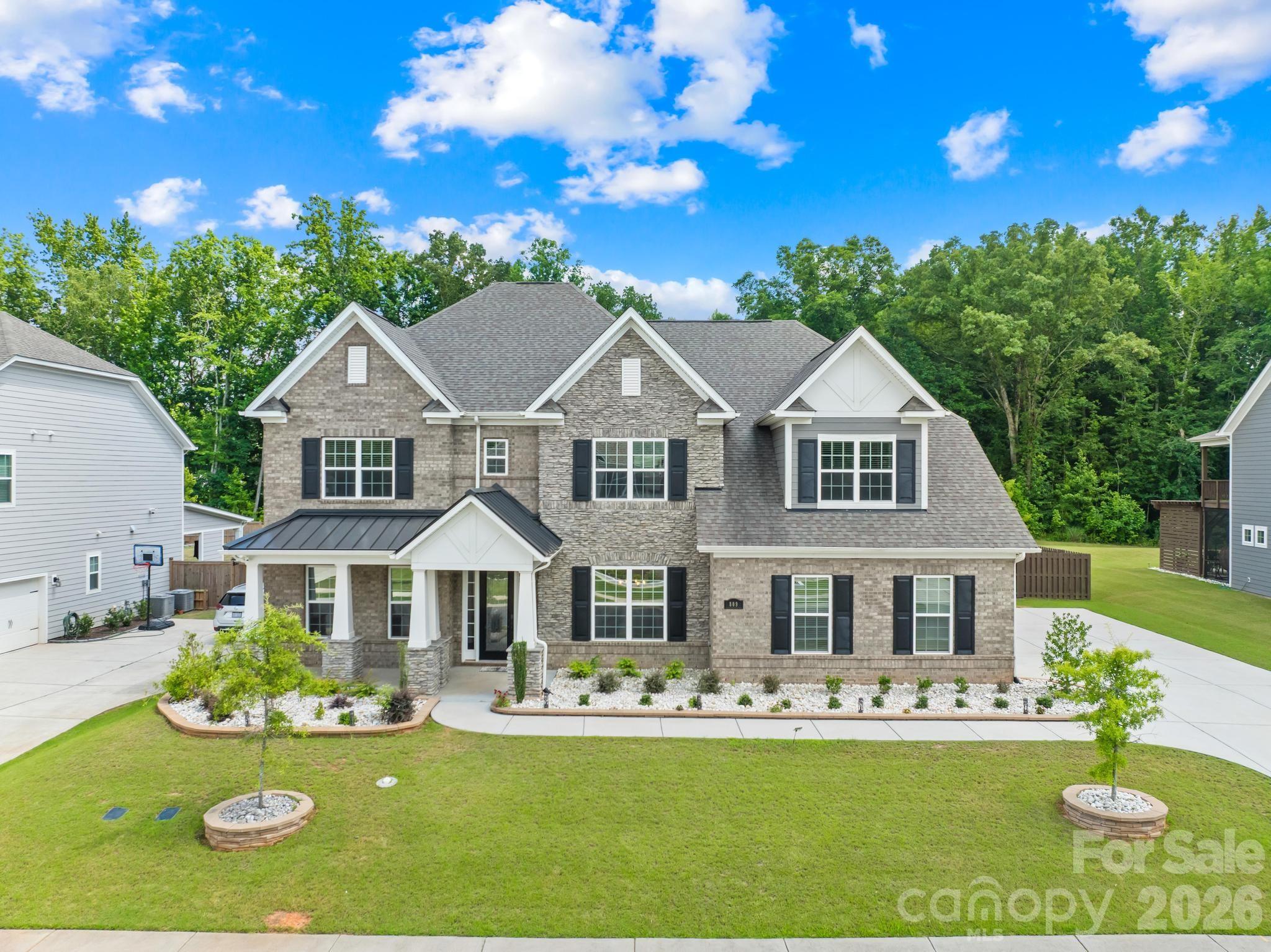 809 Brown Creek Drive — Matthews