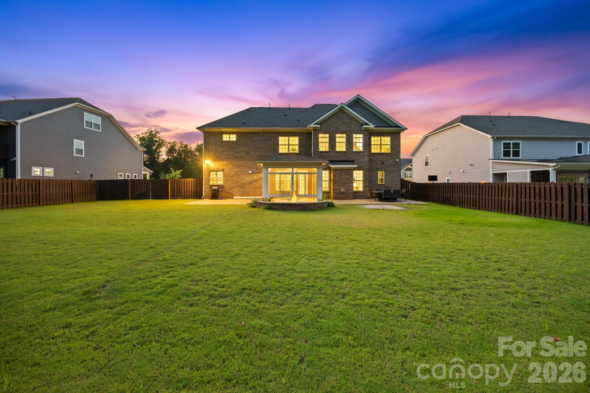 809 Brown Creek Drive — Matthews