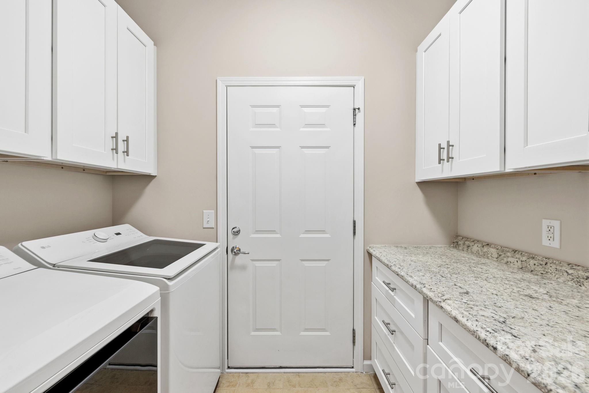 1001 Mesa Verde Drive — Fort Mill