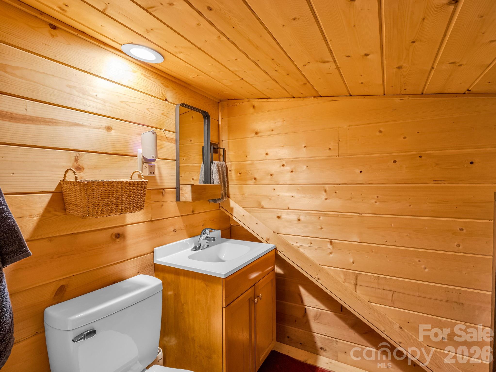 180 Mountain Ridge Drive — Lake Lure