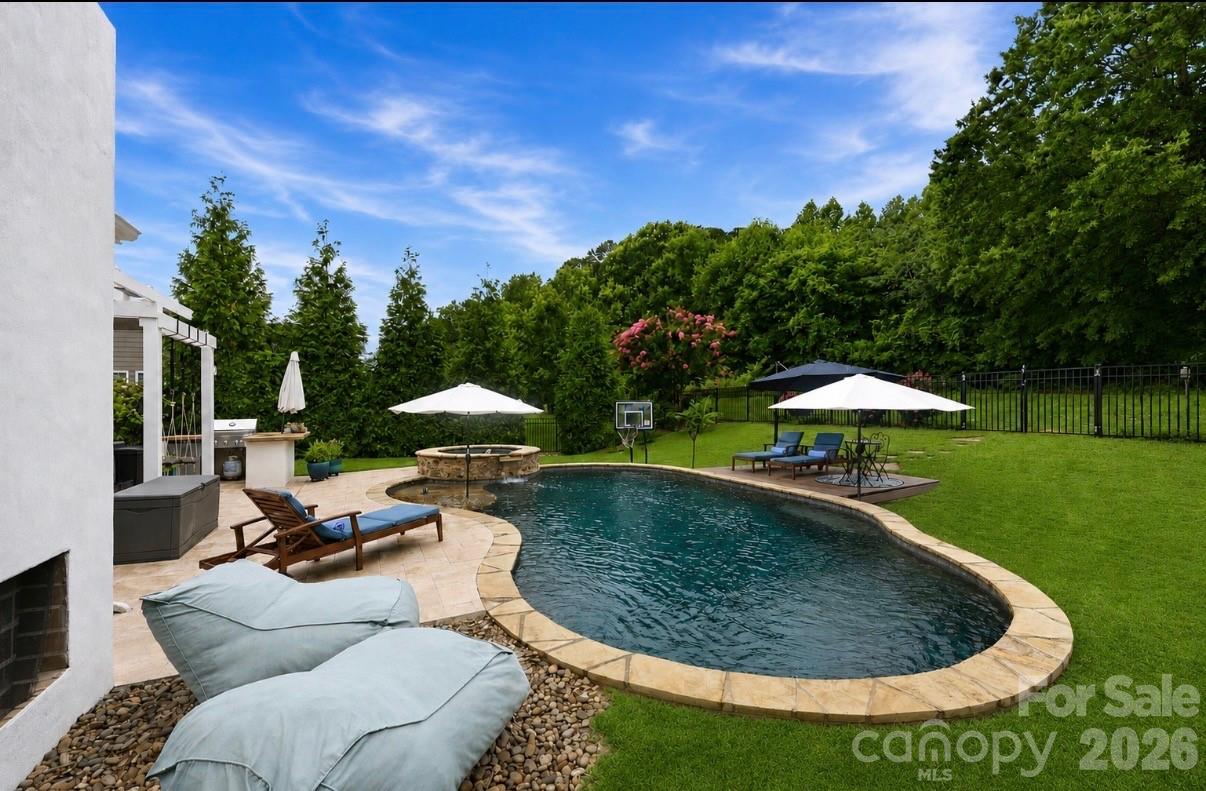 14336 Baytown Court — Huntersville