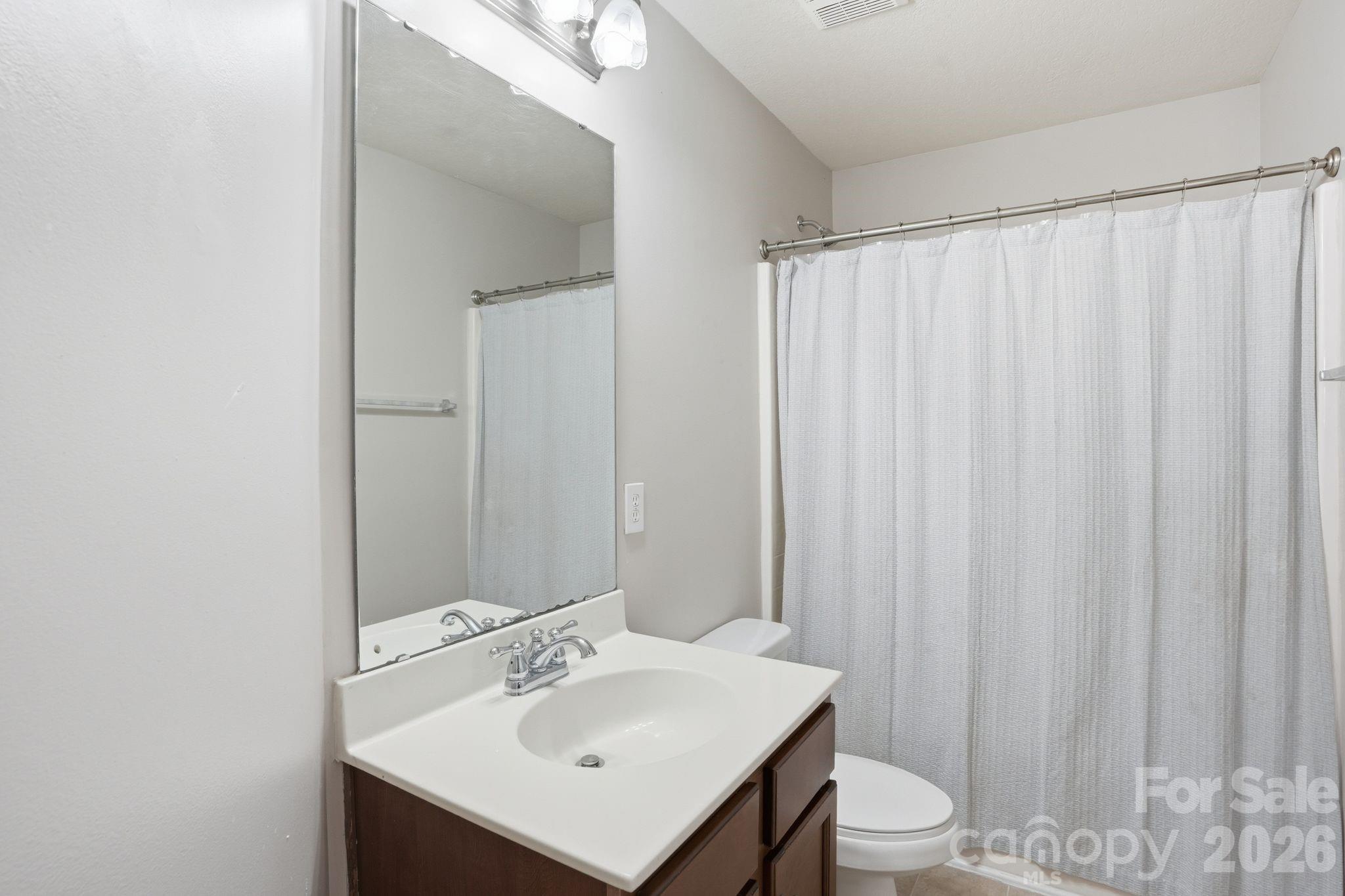 2509 Glyncastle Way — Gastonia