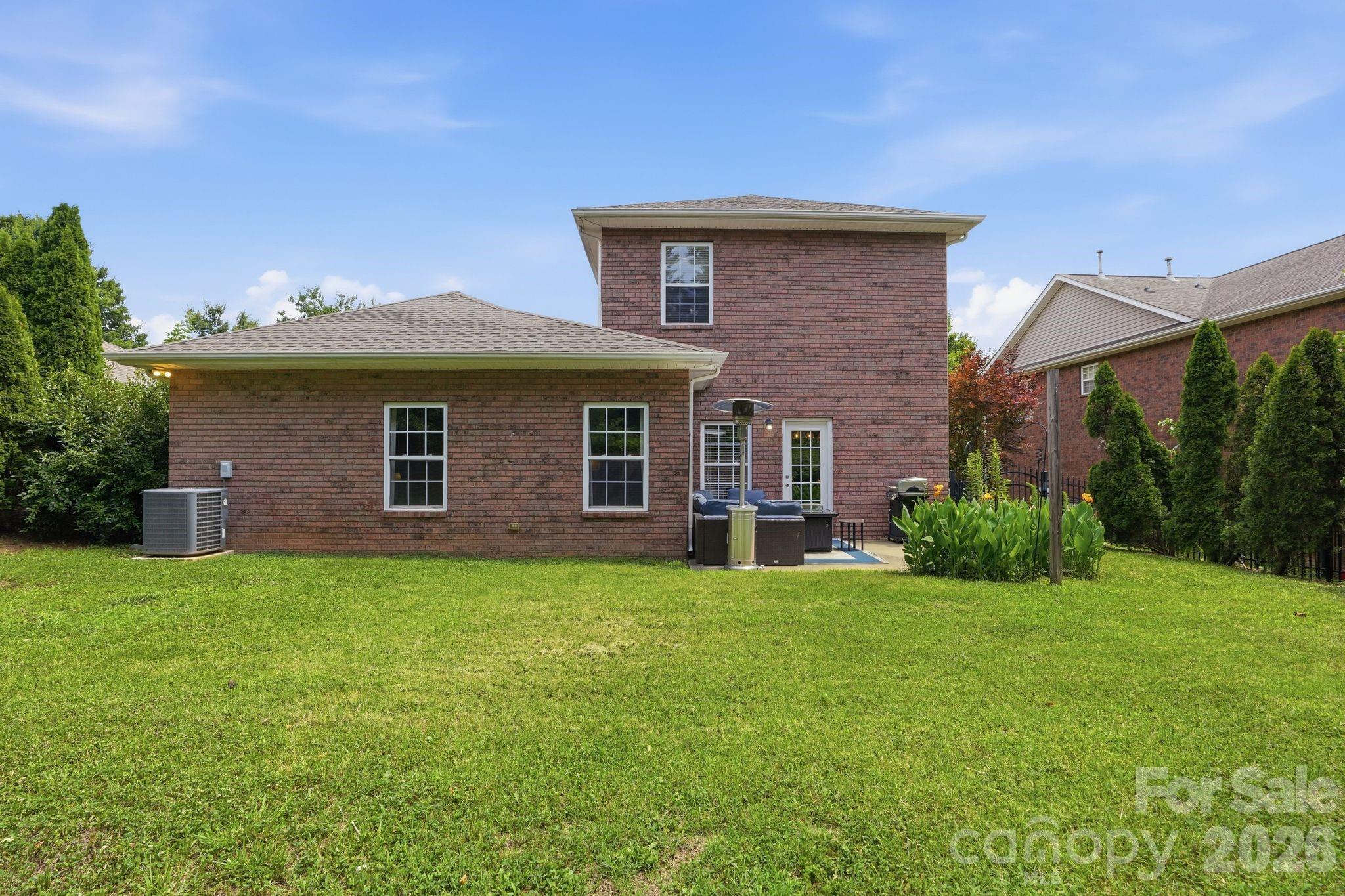2509 Glyncastle Way — Gastonia