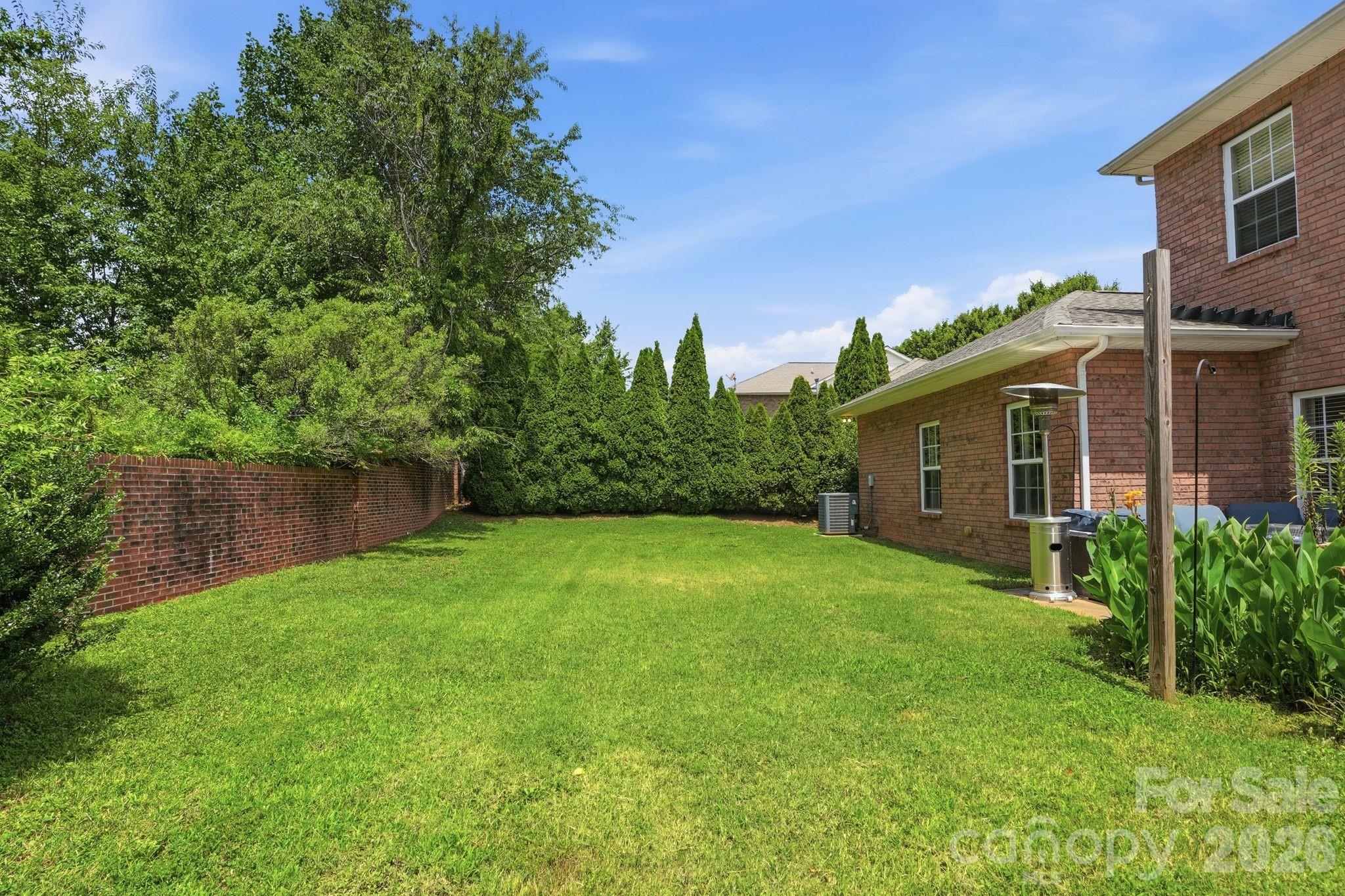 2509 Glyncastle Way — Gastonia
