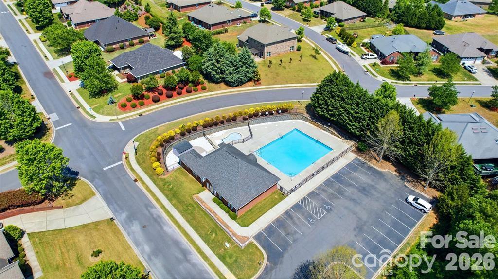 2509 Glyncastle Way — Gastonia