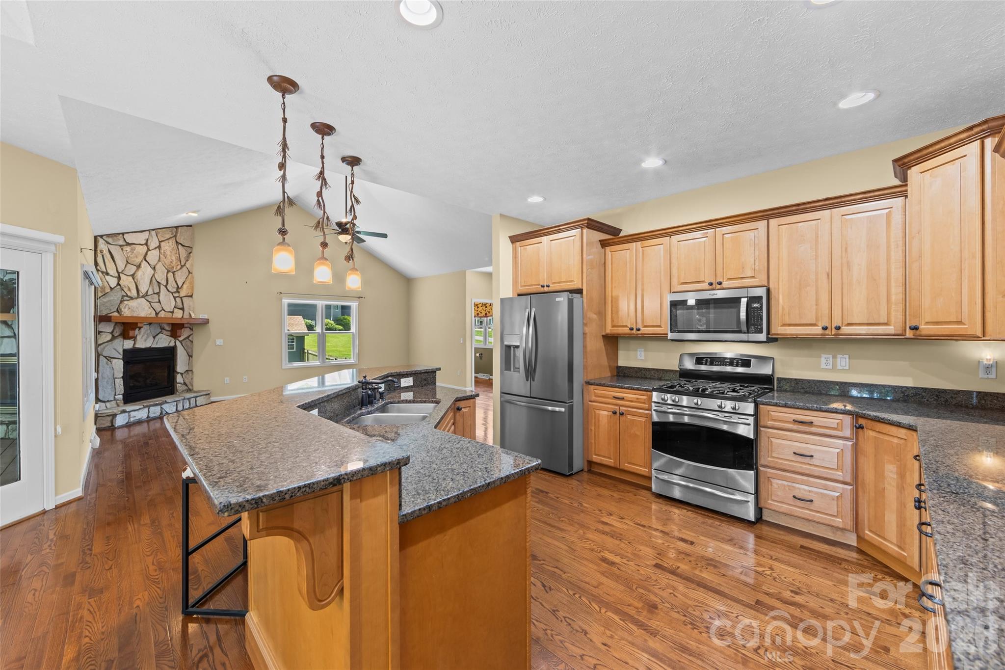 435 Stepping Stone Lane — Waynesville