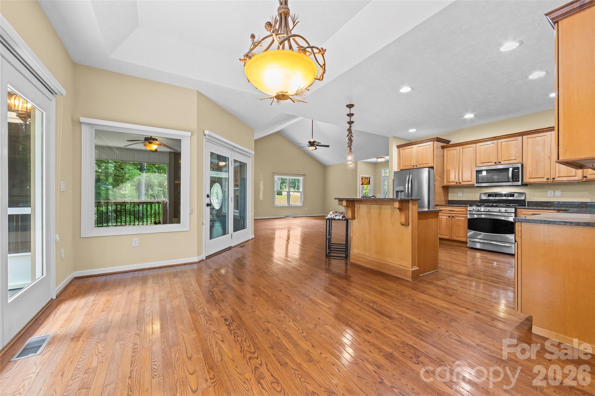 435 Stepping Stone Lane — Waynesville