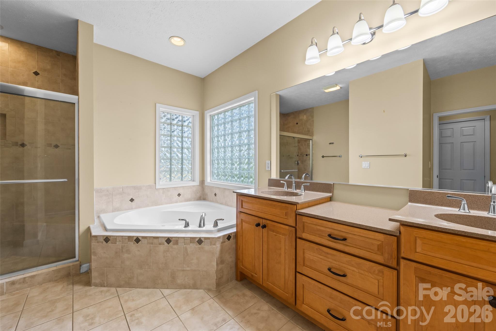 435 Stepping Stone Lane — Waynesville